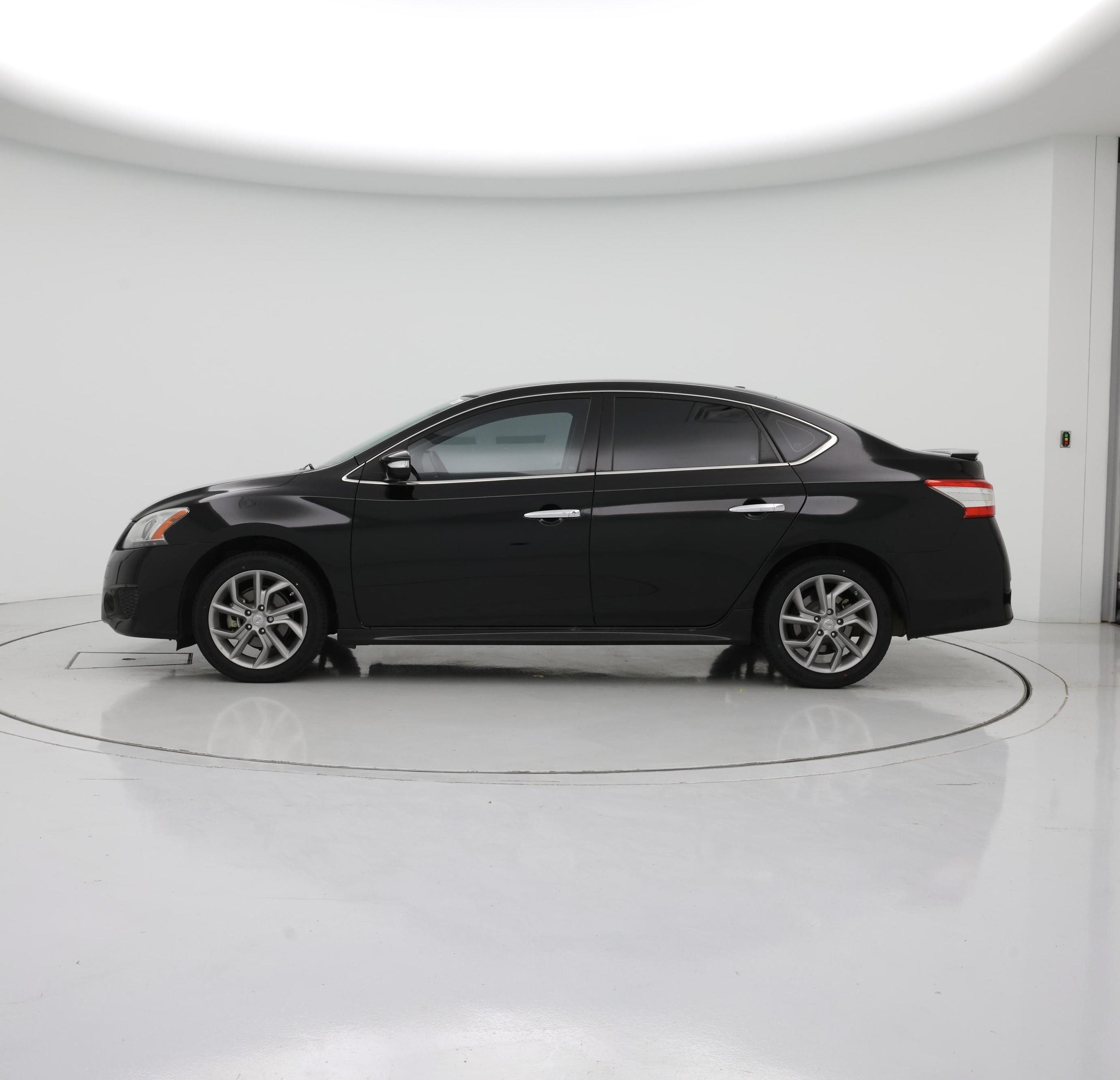 Thumbnail: 2015 Nissan Sentra - 3