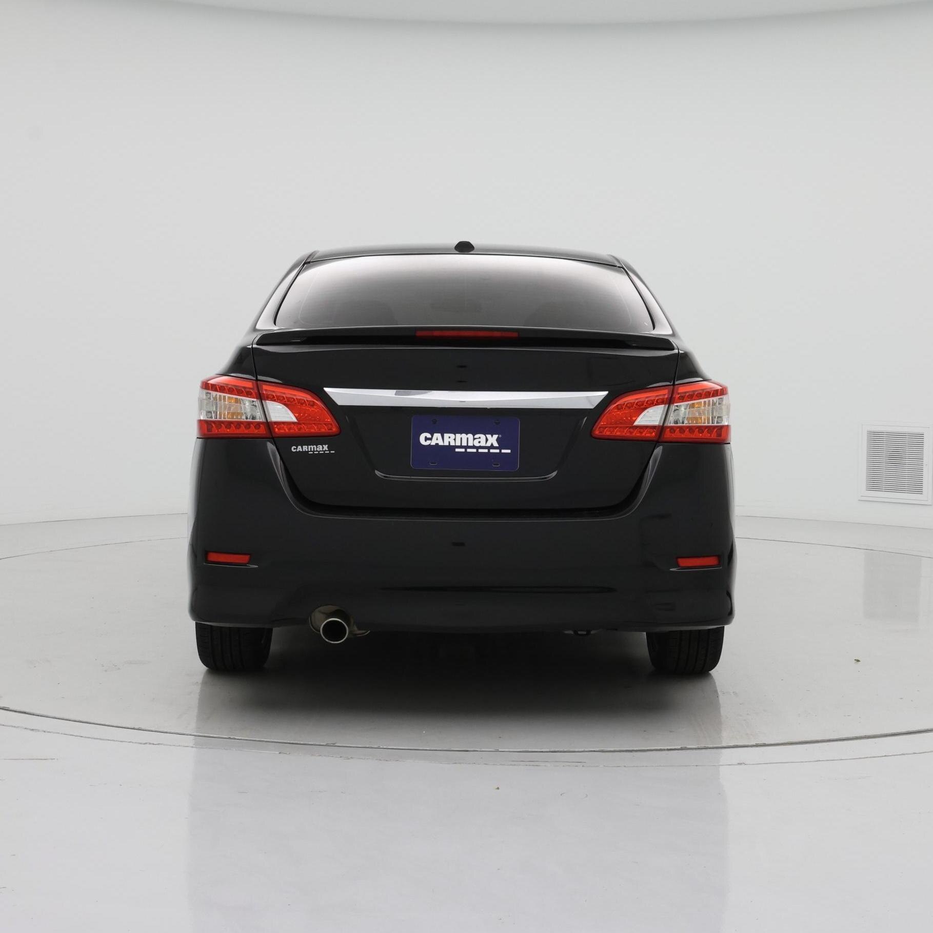 Thumbnail: 2015 Nissan Sentra - 6