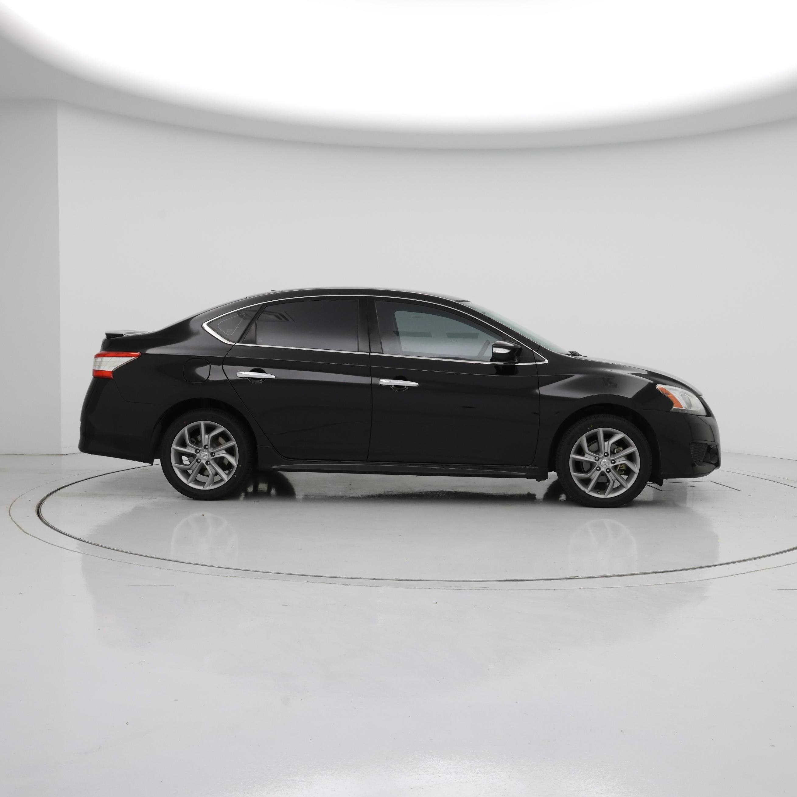Thumbnail: 2015 Nissan Sentra - 7