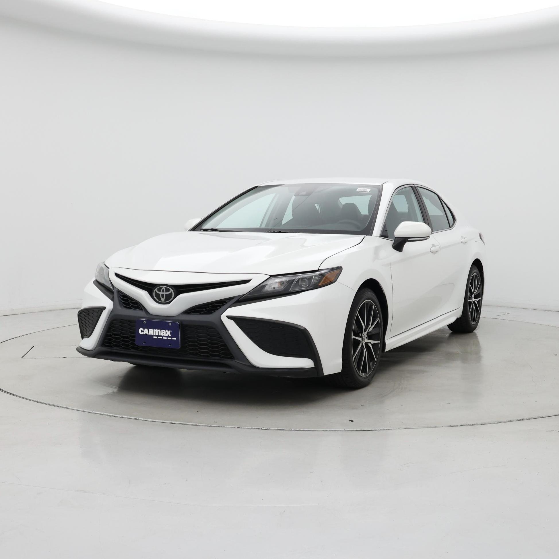 Thumbnail: 2022 Toyota Camry - 4