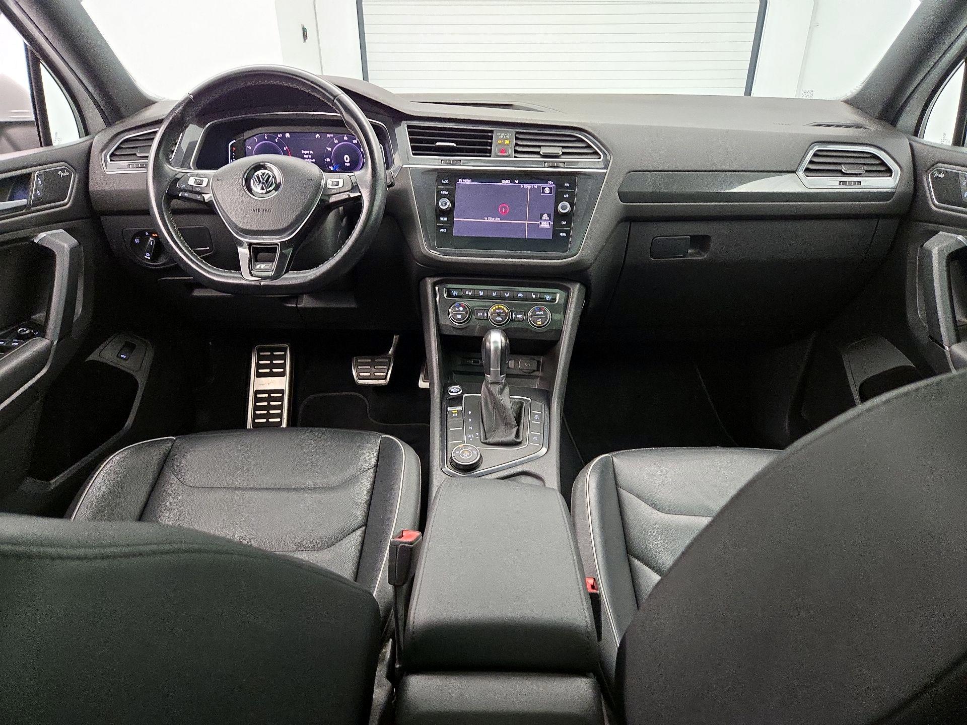 Thumbnail: 2019 Volkswagen Tiguan - 9