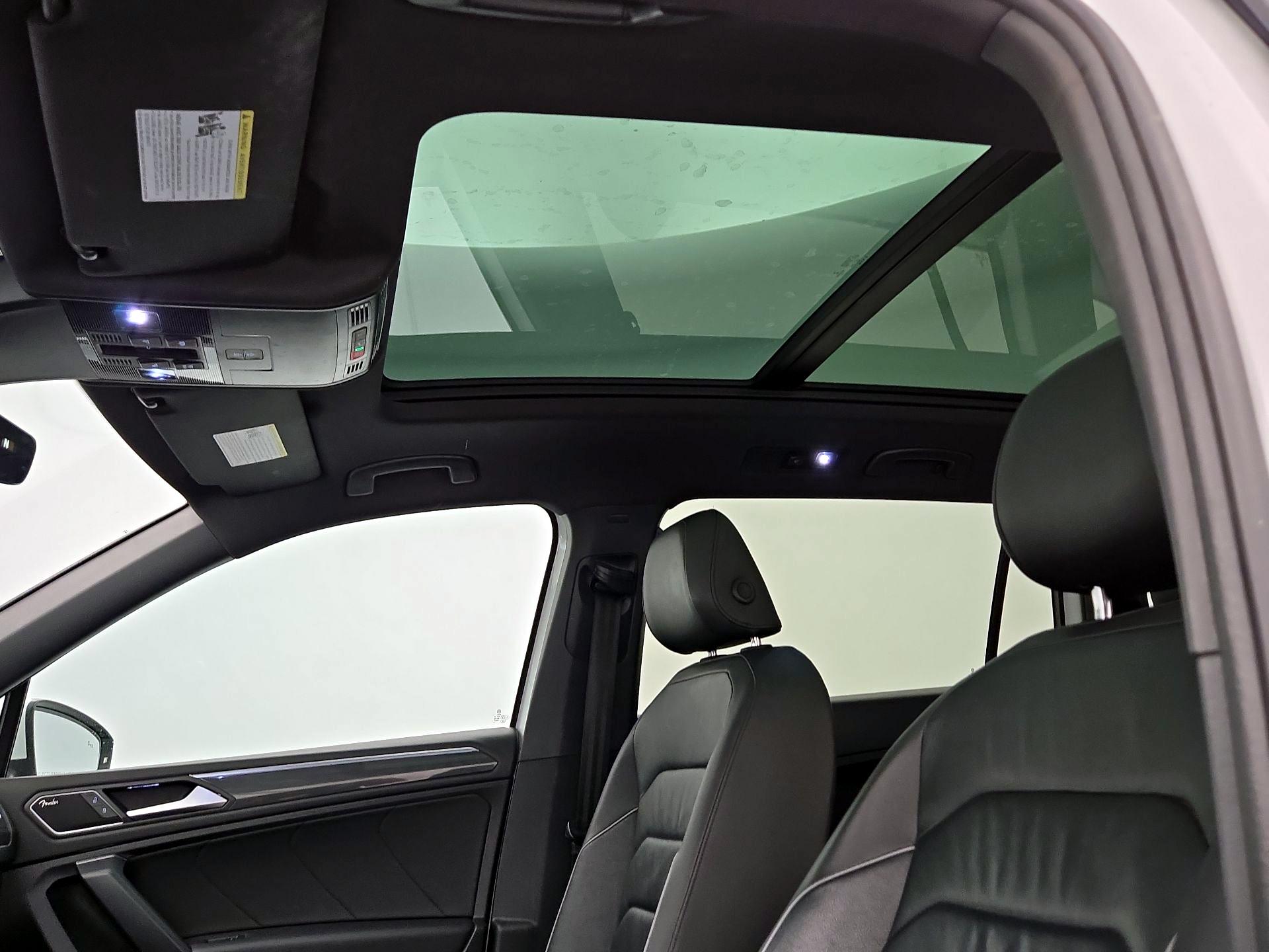 Thumbnail: 2019 Volkswagen Tiguan - 20