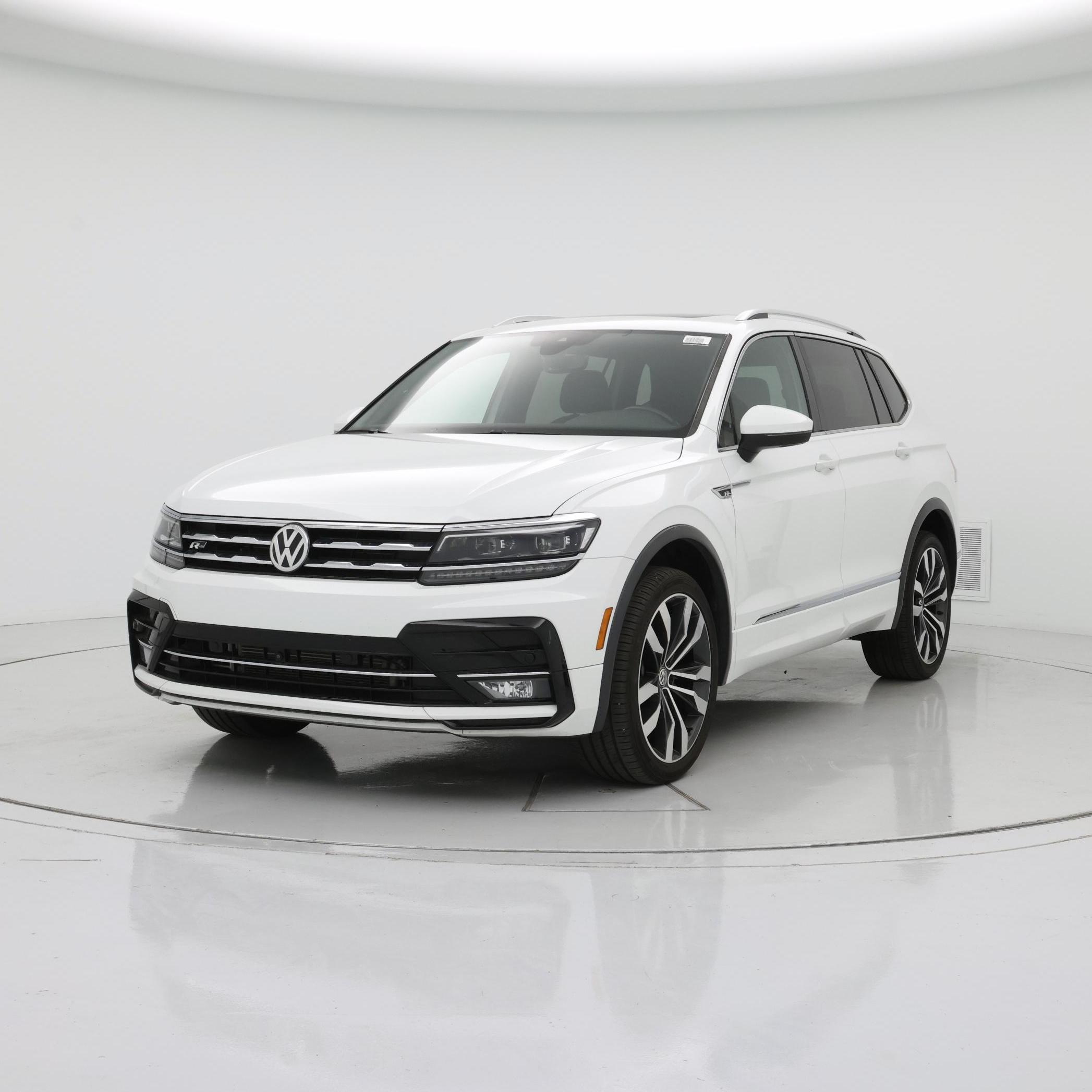 Thumbnail: 2019 Volkswagen Tiguan - 4