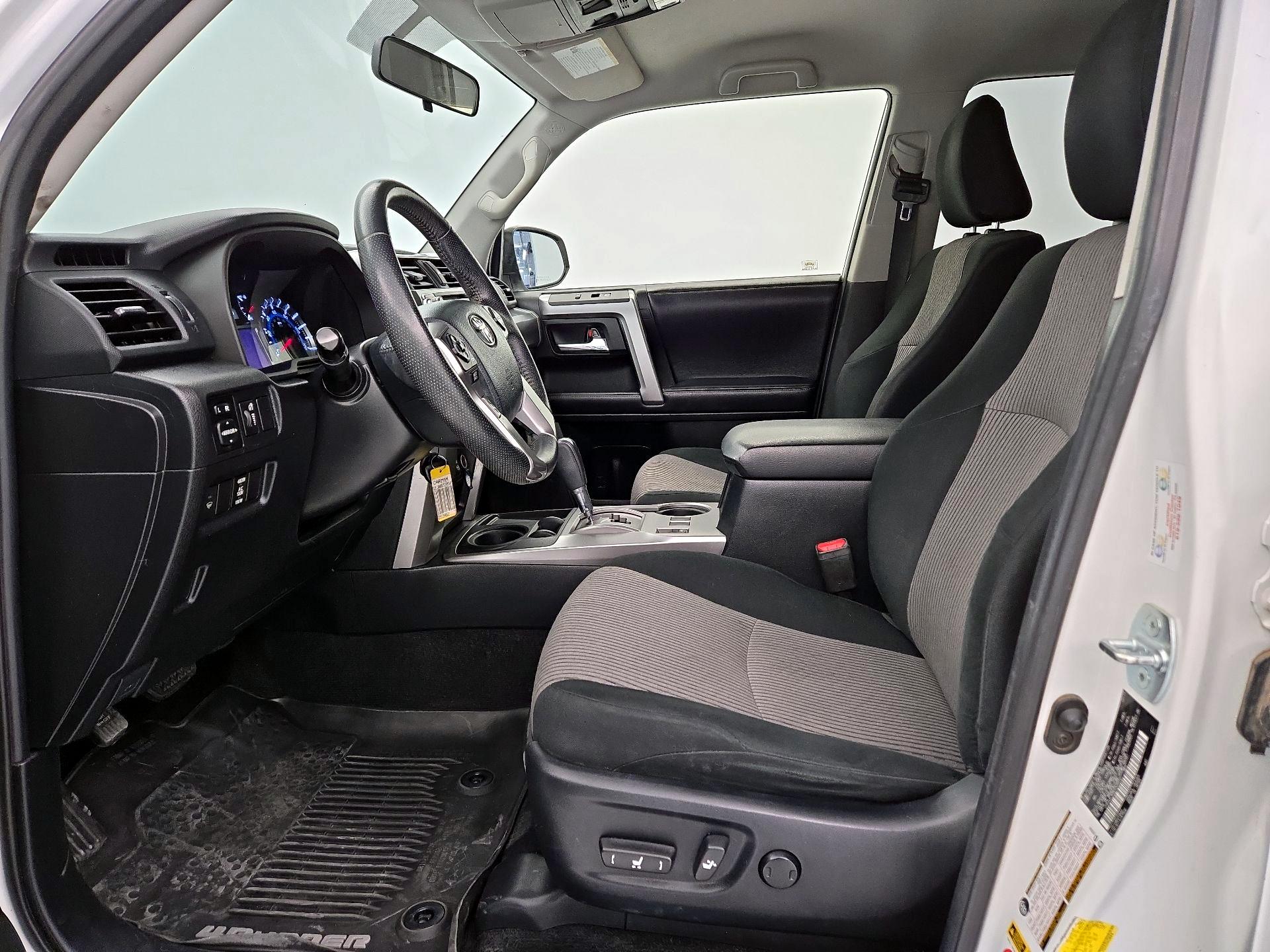 Thumbnail: 2019 Toyota 4Runner - 11