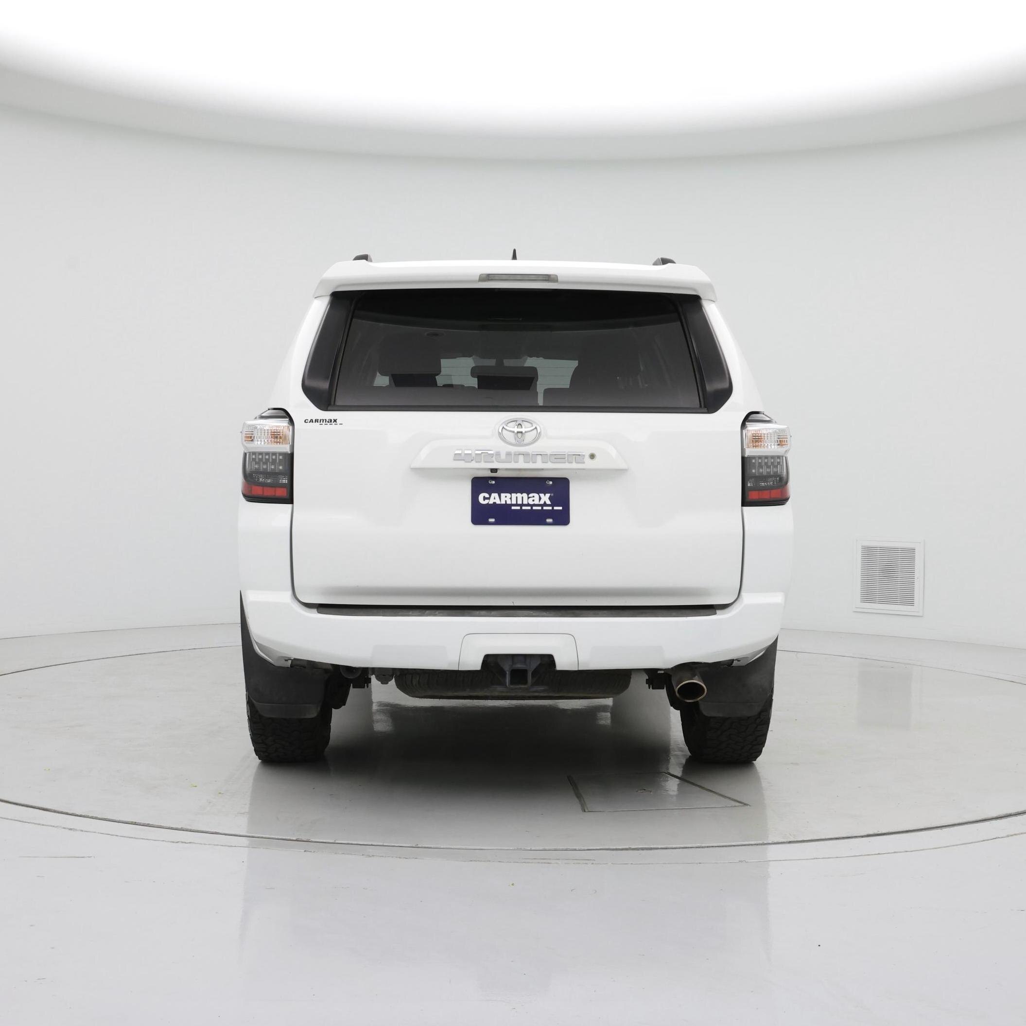 Thumbnail: 2019 Toyota 4Runner - 6