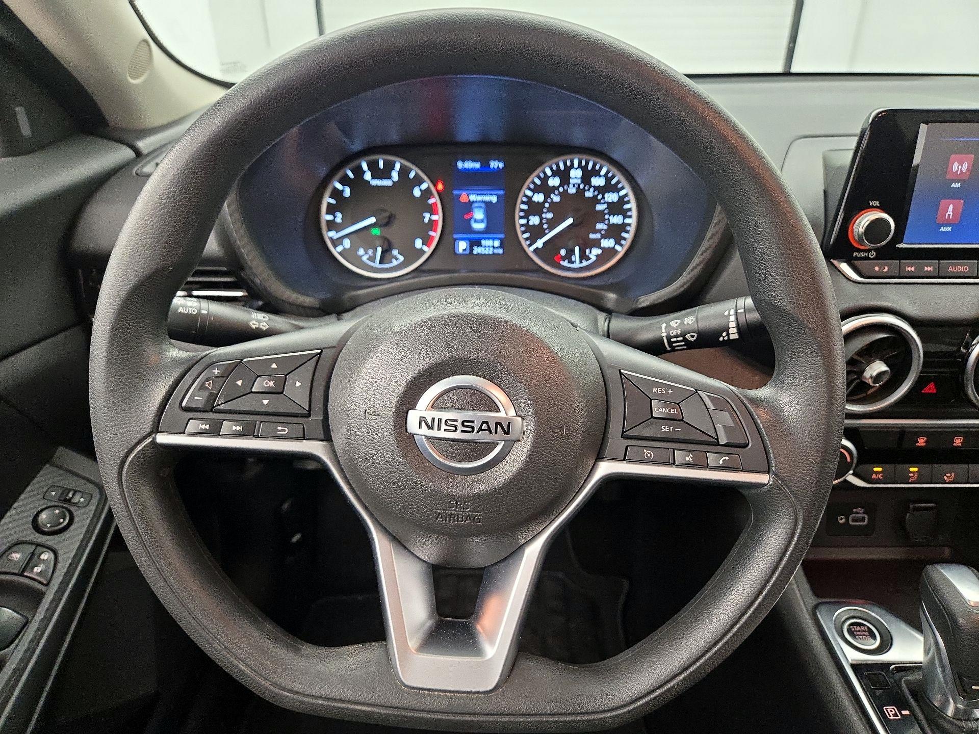Thumbnail: 2020 Nissan Sentra - 10