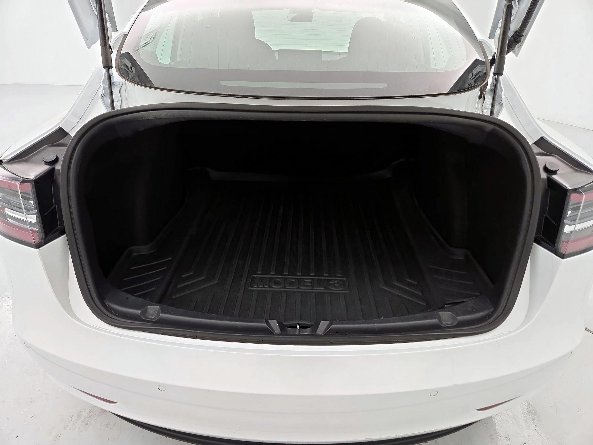 Thumbnail: 2020 Tesla Model 3 - 20