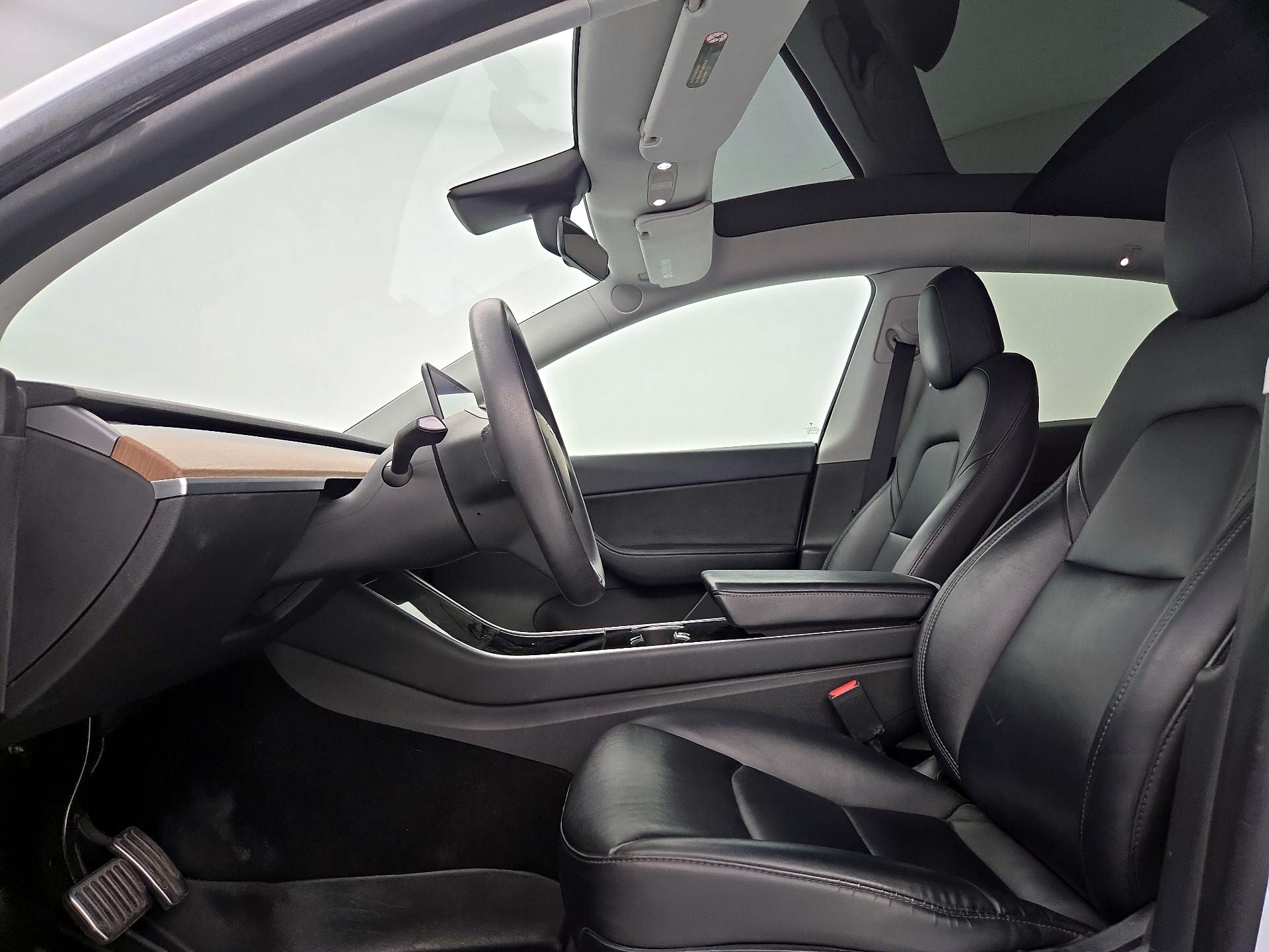 Thumbnail: 2020 Tesla Model Y - 11