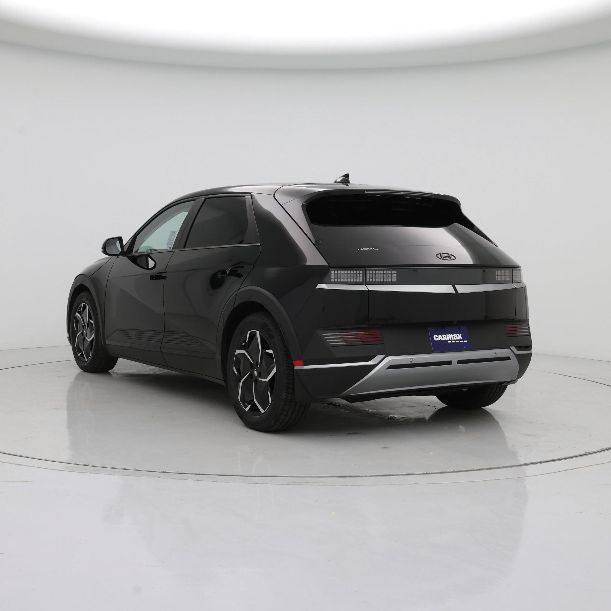 Thumbnail: 2022 Hyundai Ioniq 5 - 2