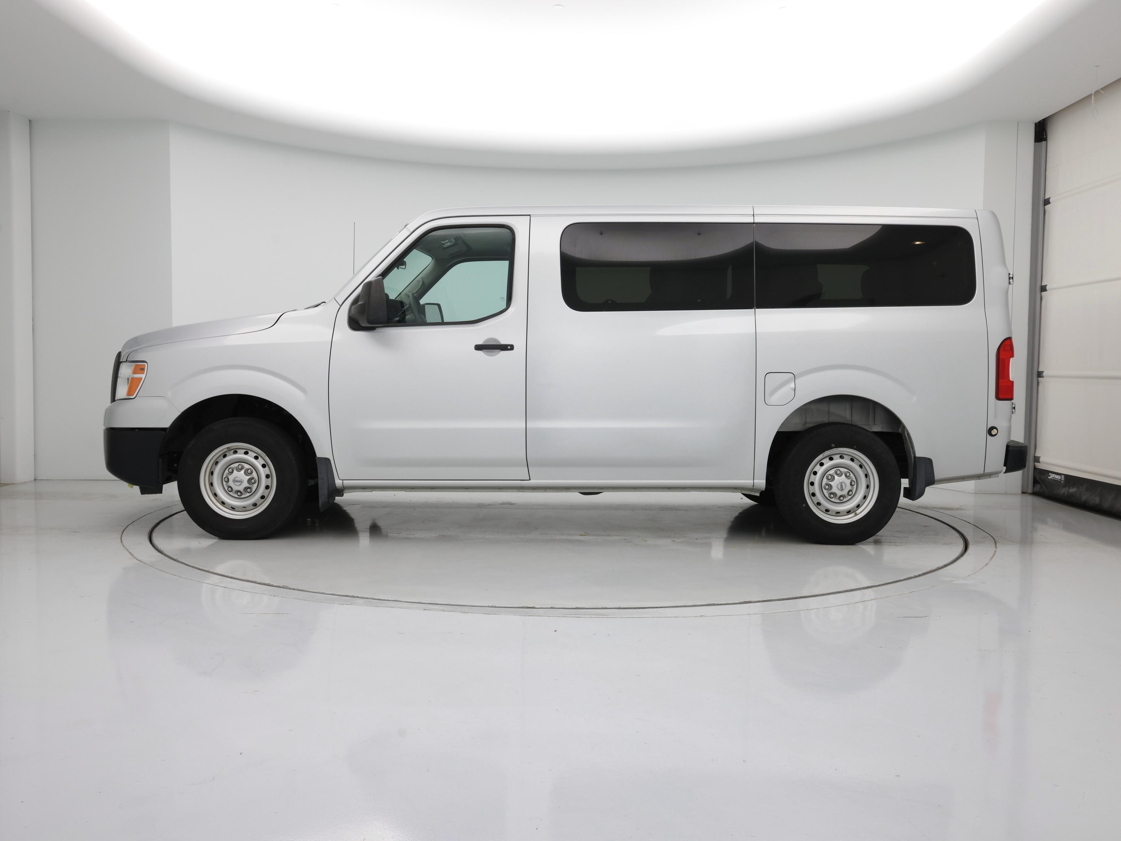 Thumbnail: 2016 Nissan NV - 3