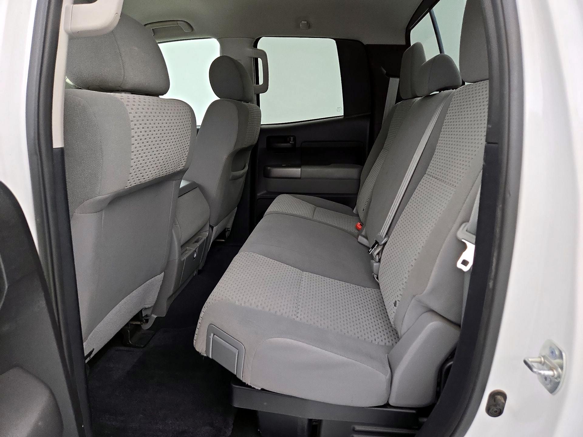 Thumbnail: 2013 Toyota Tundra - 18