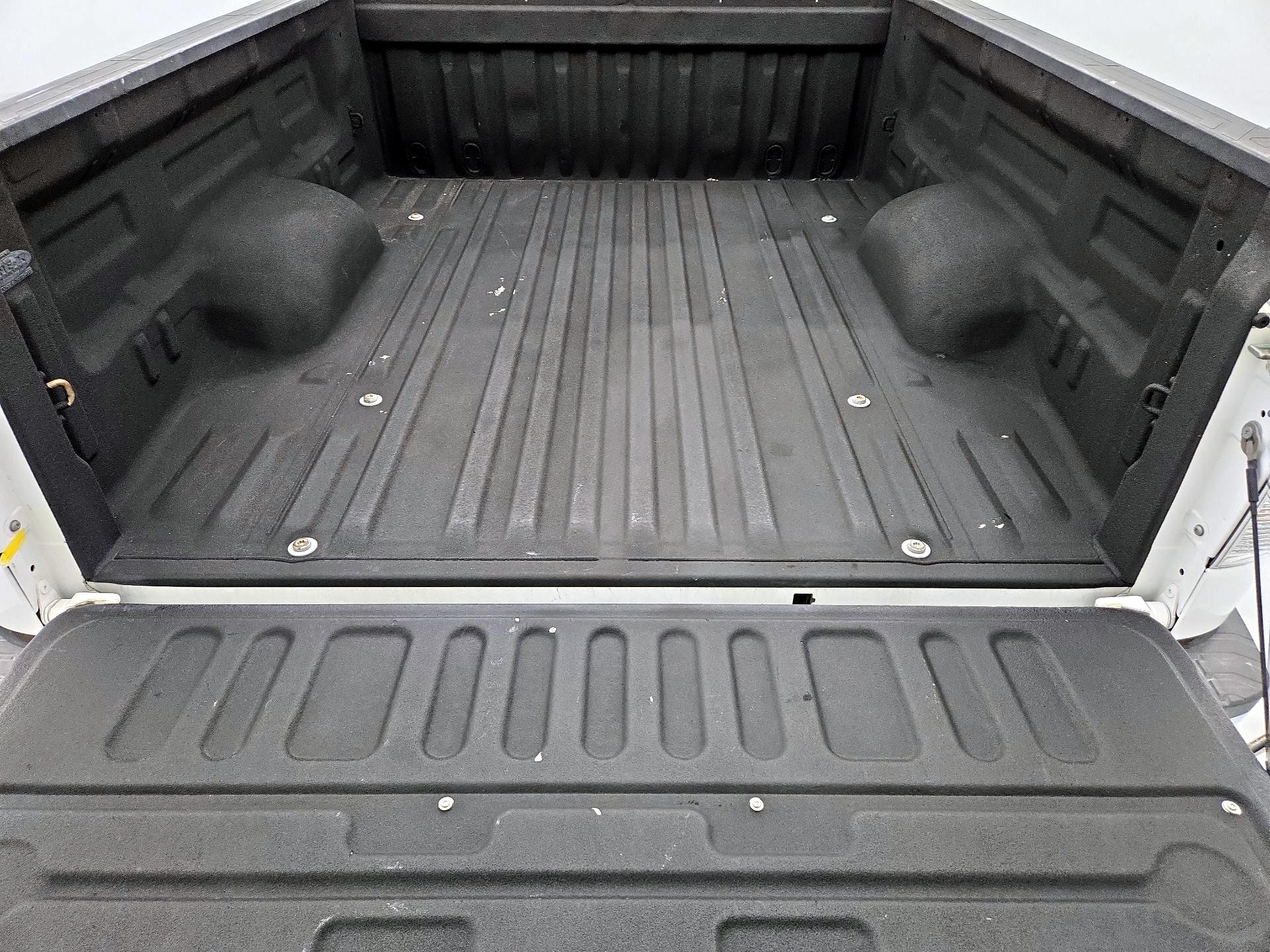 Thumbnail: 2013 Toyota Tundra - 19