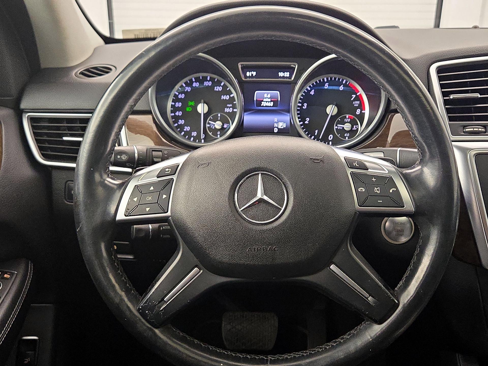 Thumbnail: 2015 Mercedes-Benz M-Class - 10