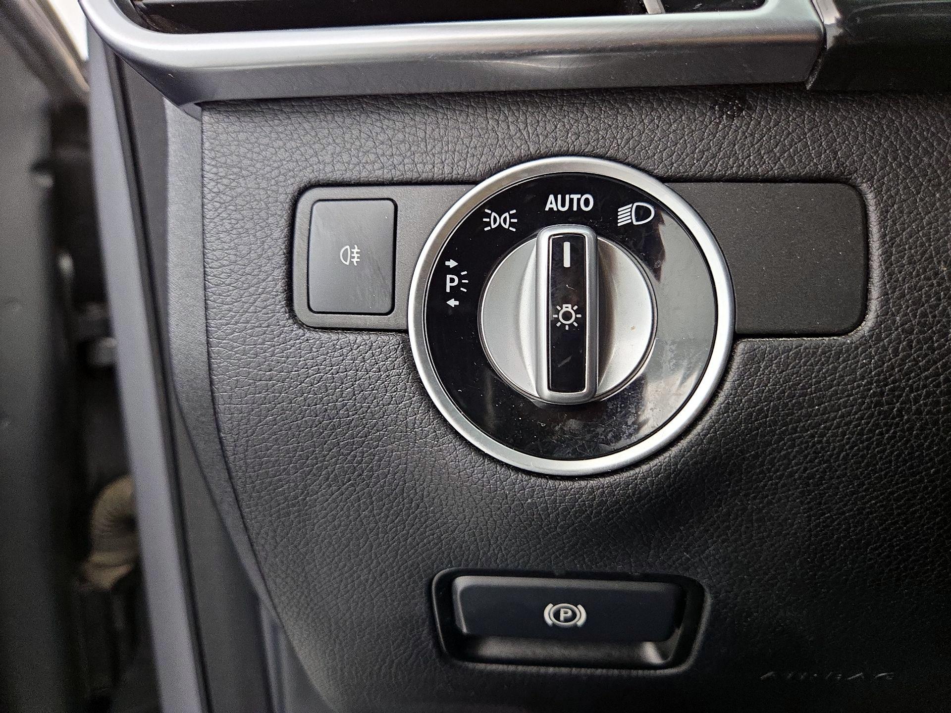 Thumbnail: 2016 Mercedes-Benz GLE - 13