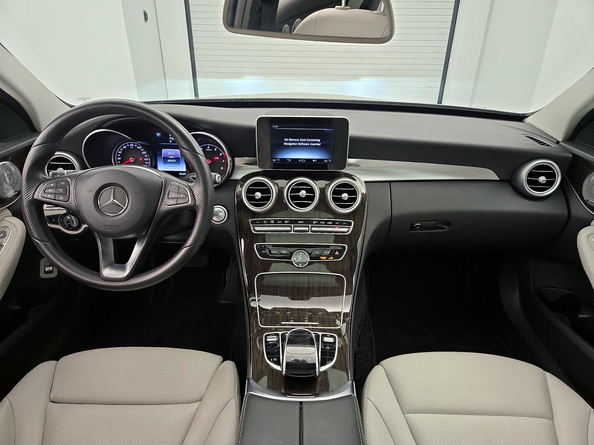 Thumbnail: 2015 Mercedes-Benz C-Class - 9