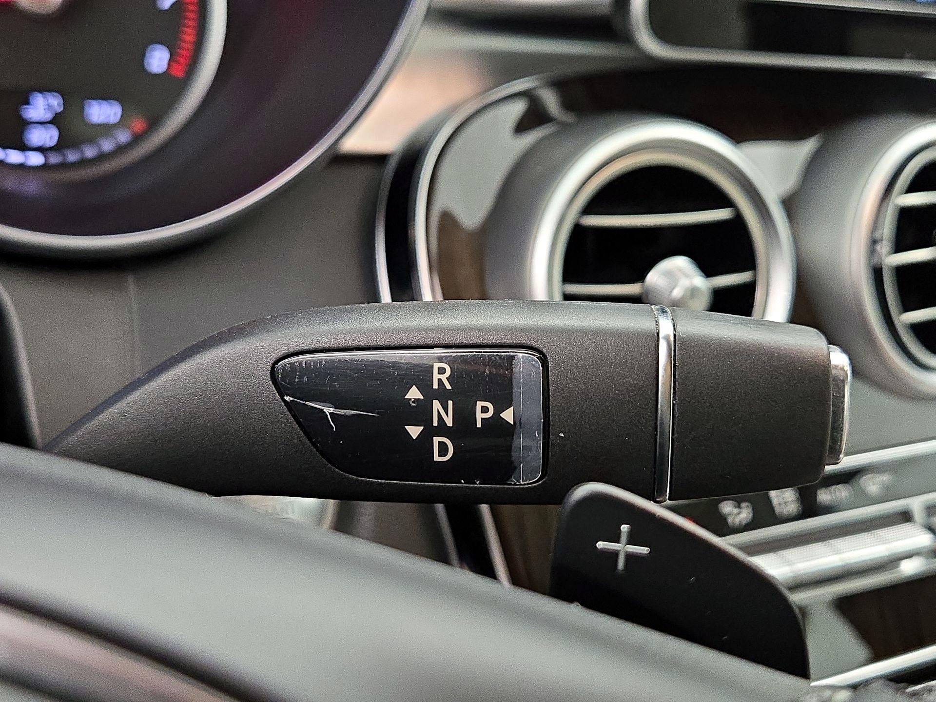 Thumbnail: 2015 Mercedes-Benz C-Class - 17