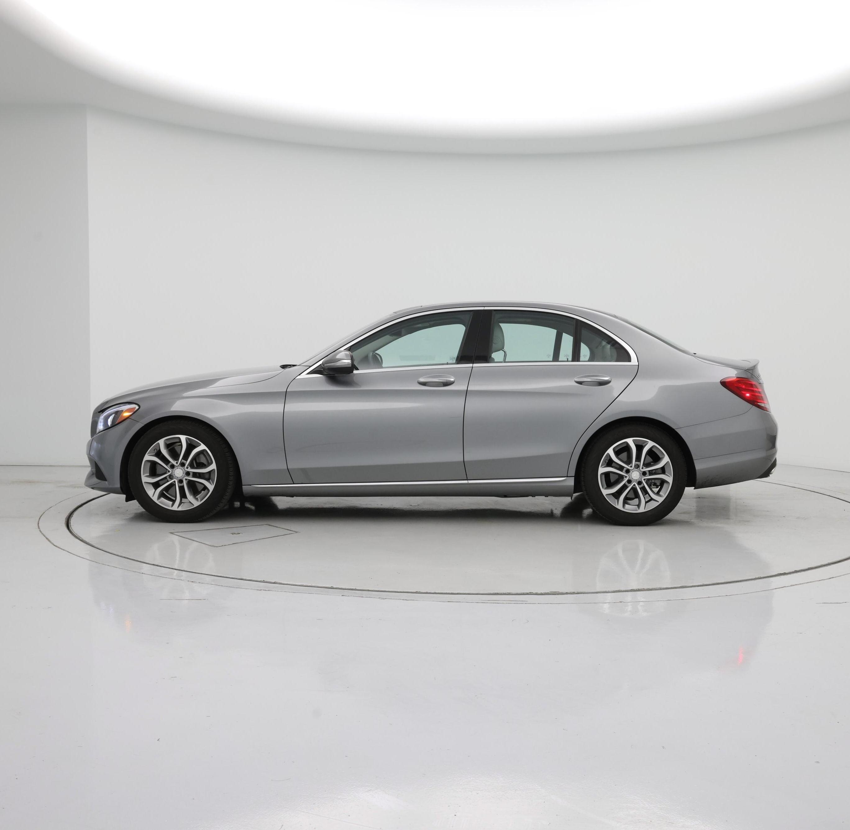 Thumbnail: 2015 Mercedes-Benz C-Class - 3