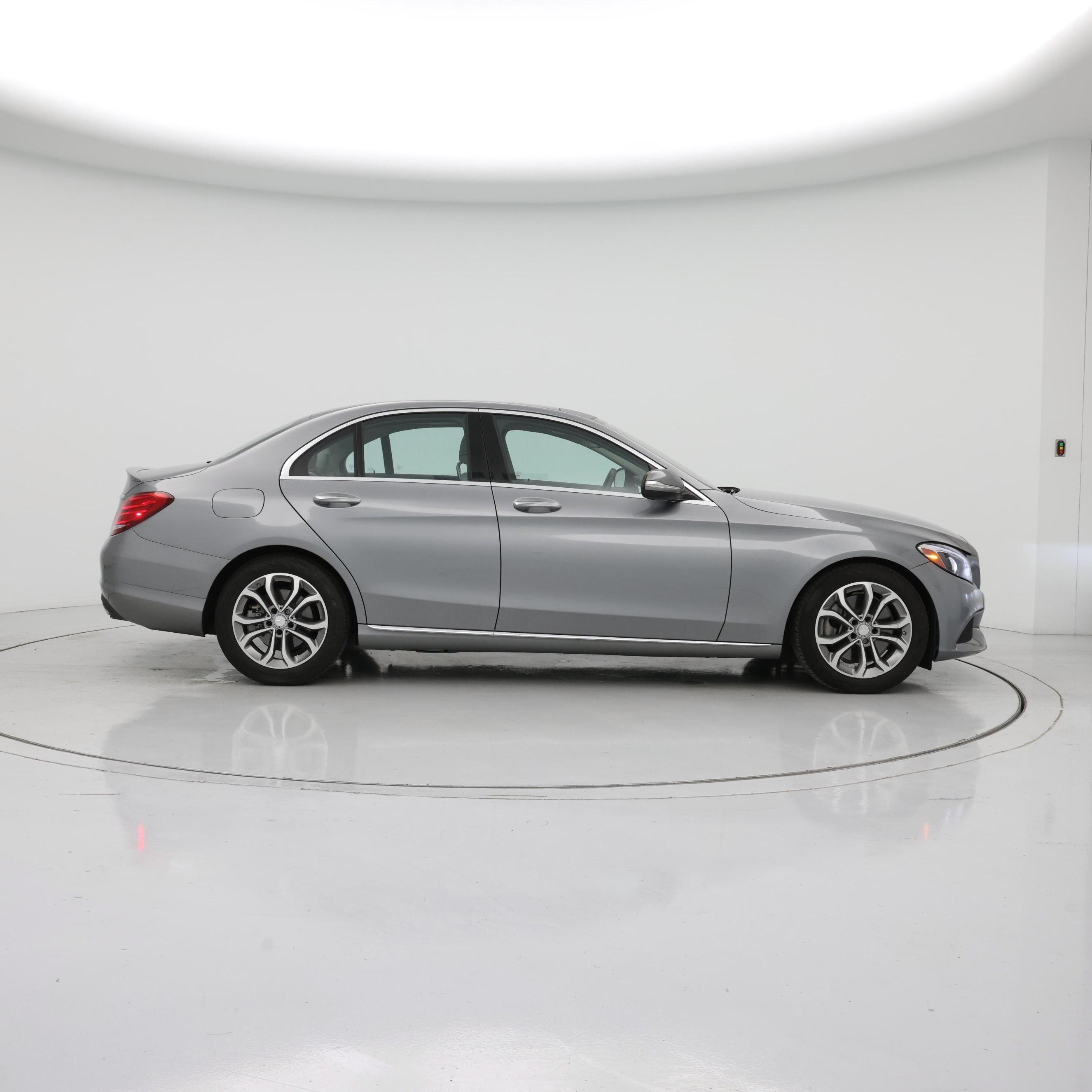 Thumbnail: 2015 Mercedes-Benz C-Class - 7