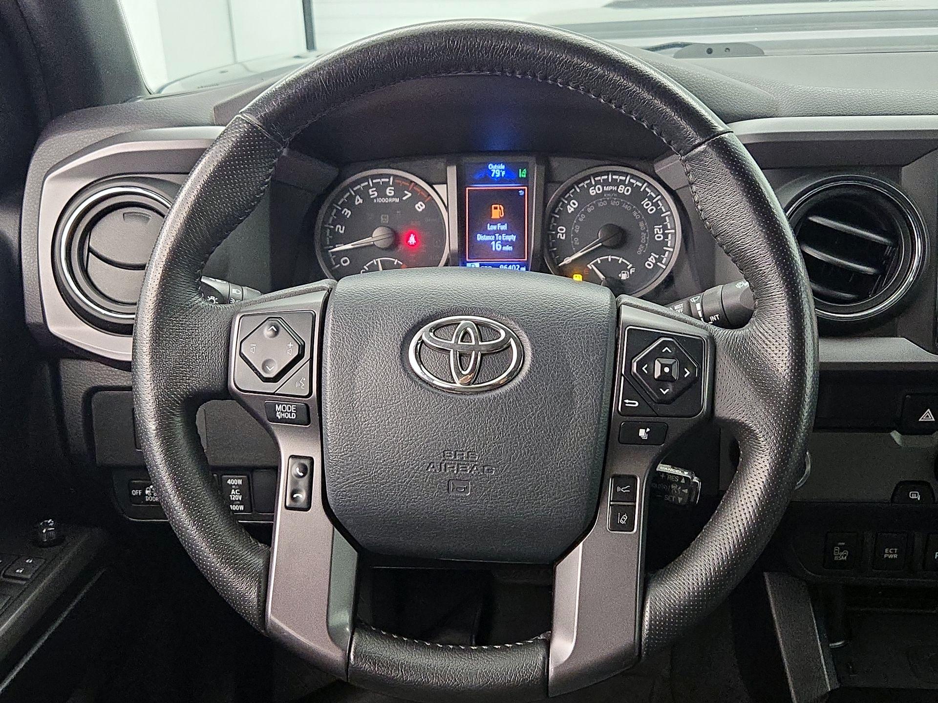 Thumbnail: 2020 Toyota Tacoma - 10