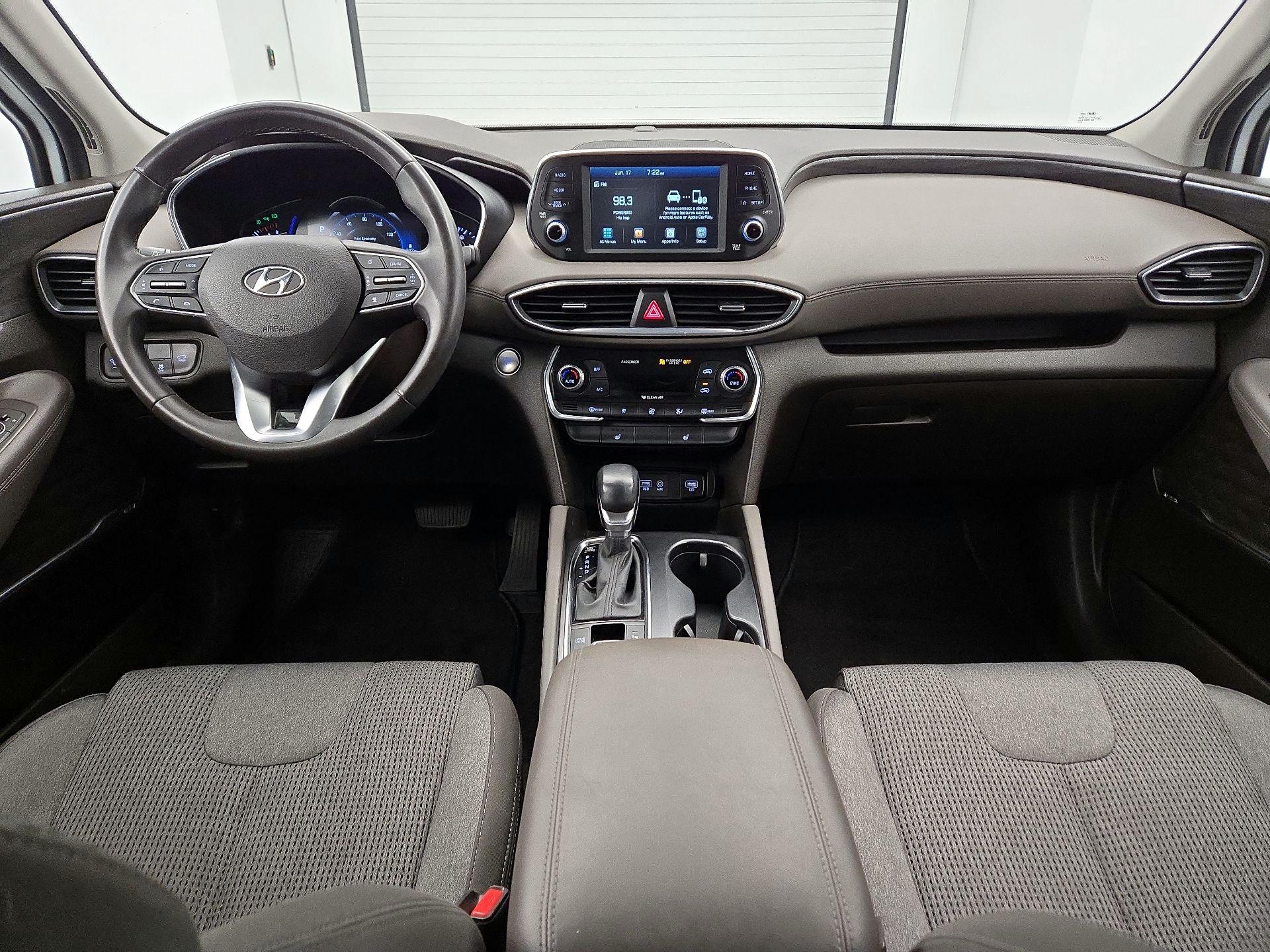 Thumbnail: 2019 Hyundai Santa Fe - 9