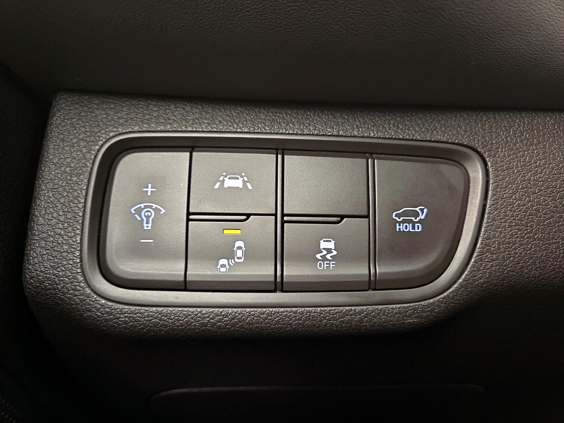 Thumbnail: 2019 Hyundai Santa Fe - 13