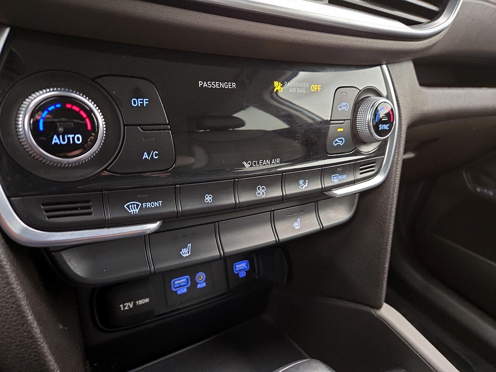 Thumbnail: 2019 Hyundai Santa Fe - 16