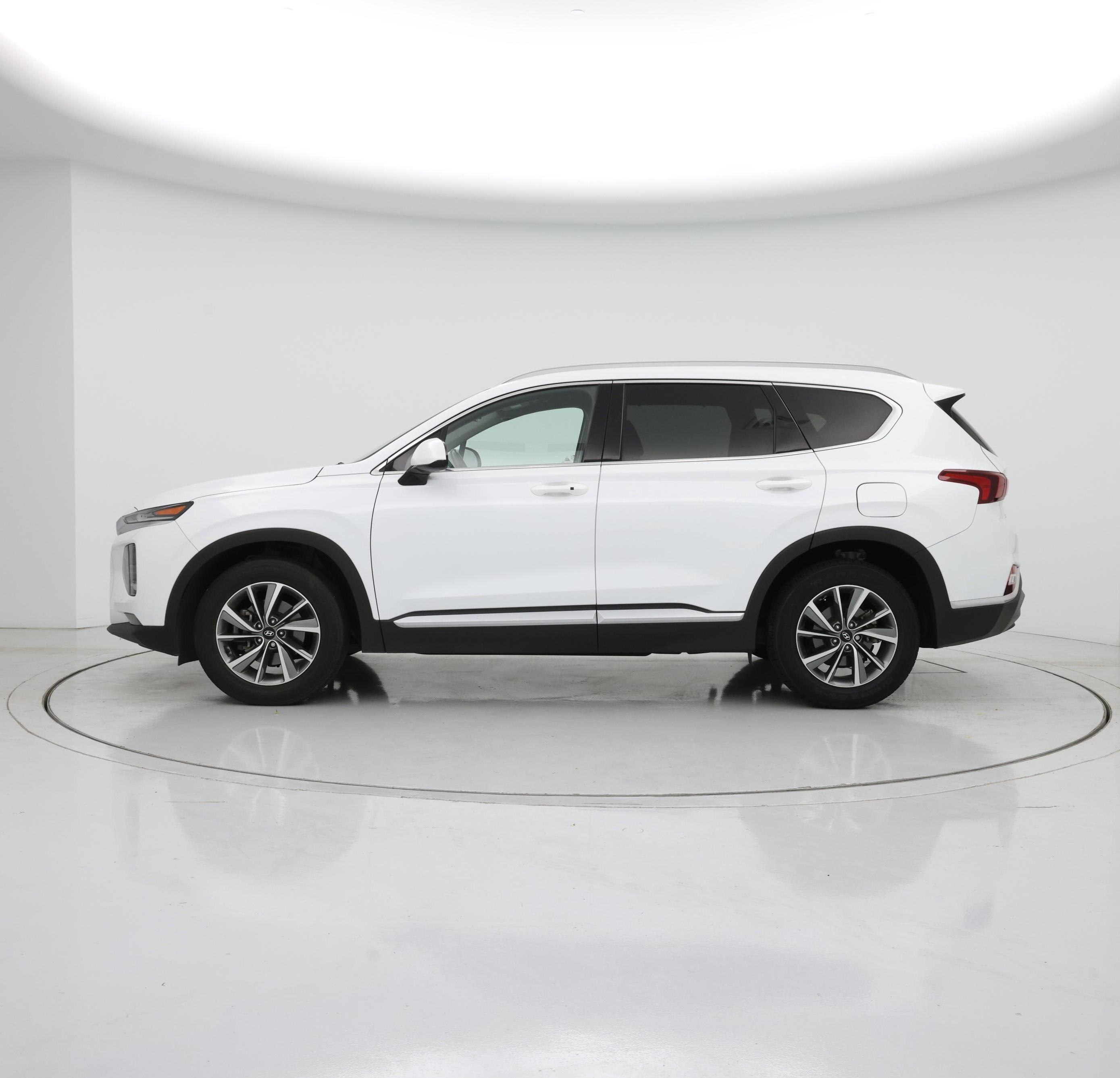Thumbnail: 2019 Hyundai Santa Fe - 3