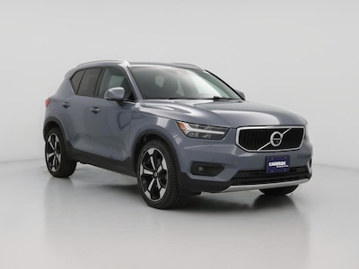 Gray 2020 Volvo XC40 T5 Momentum