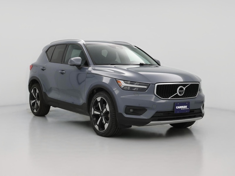 2020 Volvo XC40 T5 Momentum -
                  Burbank, CA