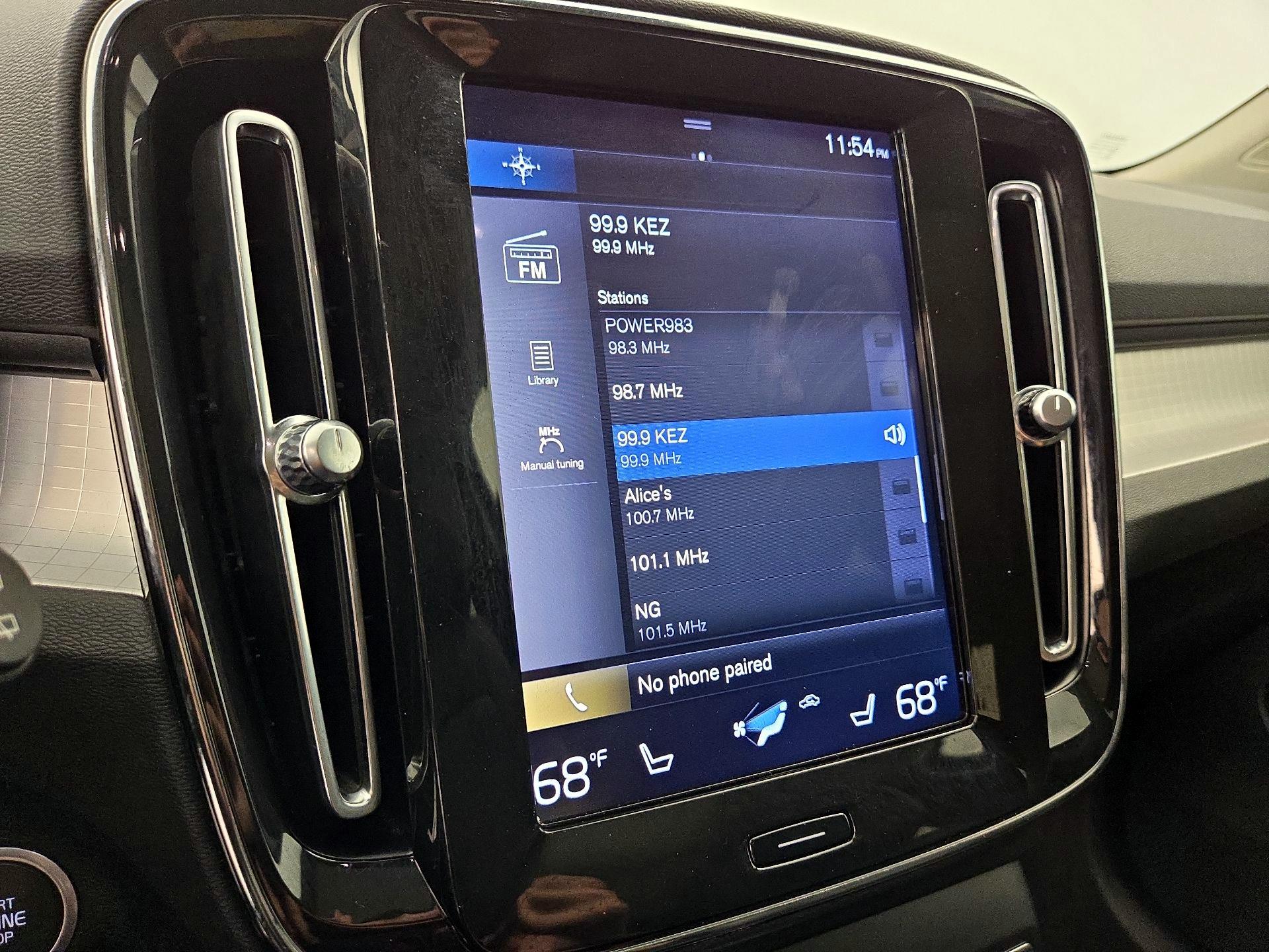 Thumbnail: 2020 Volvo XC40 - 15