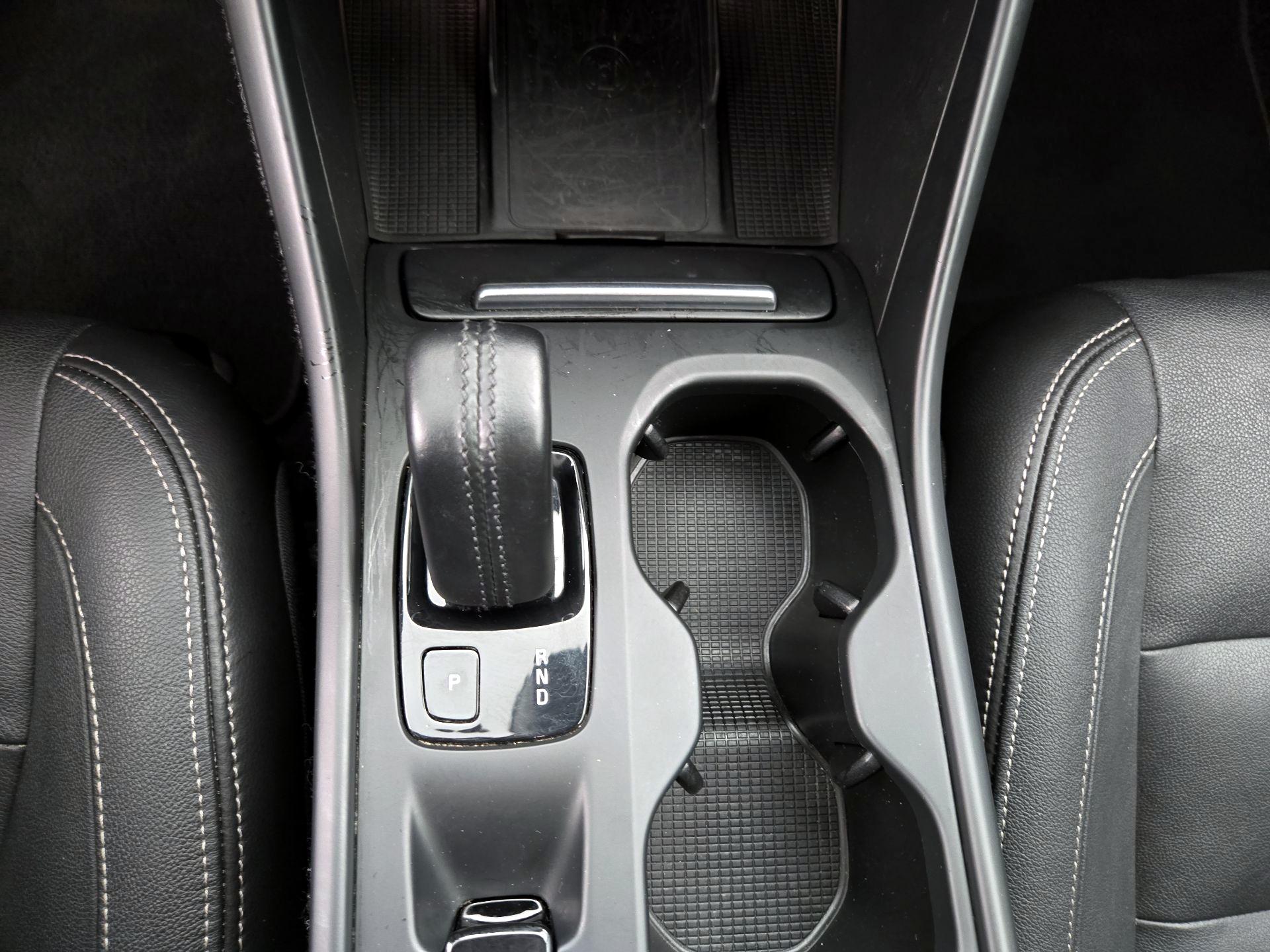 Thumbnail: 2020 Volvo XC40 - 17