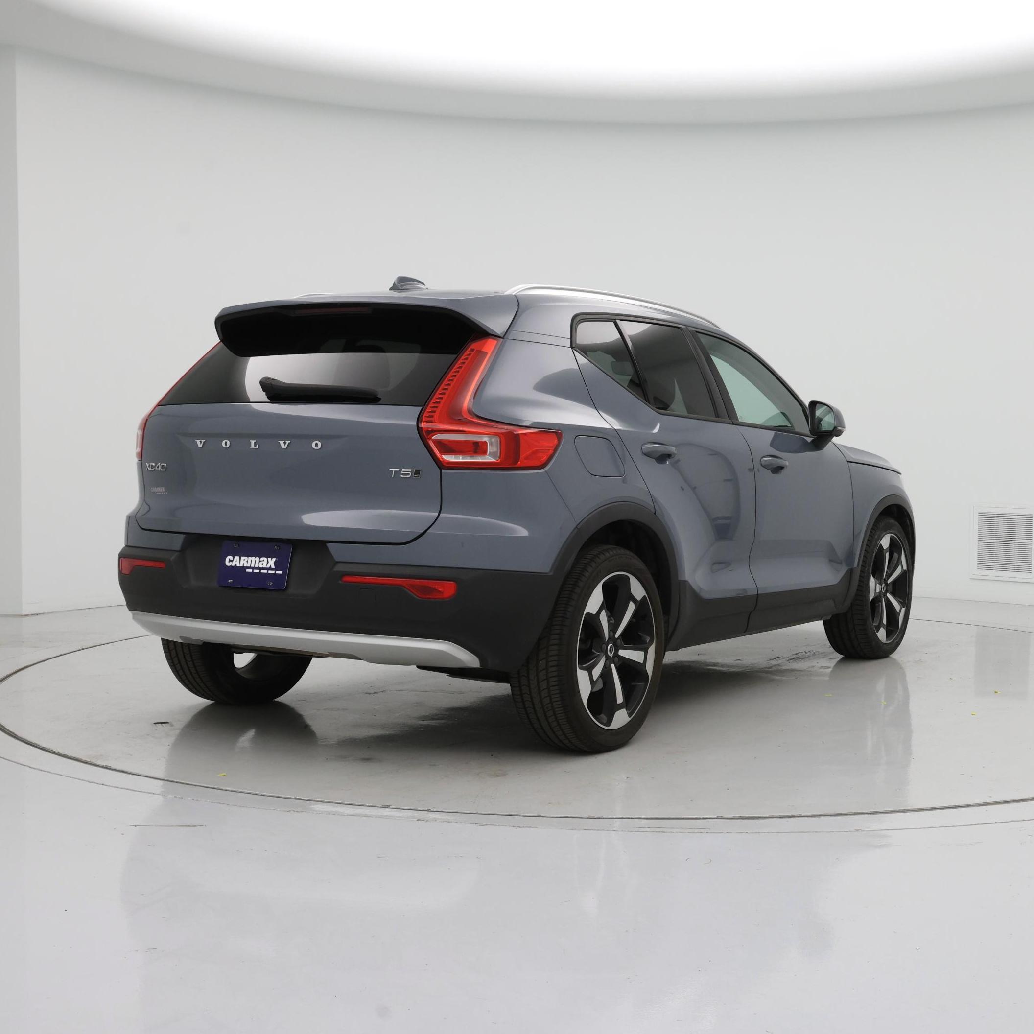 Thumbnail: 2020 Volvo XC40 - 8