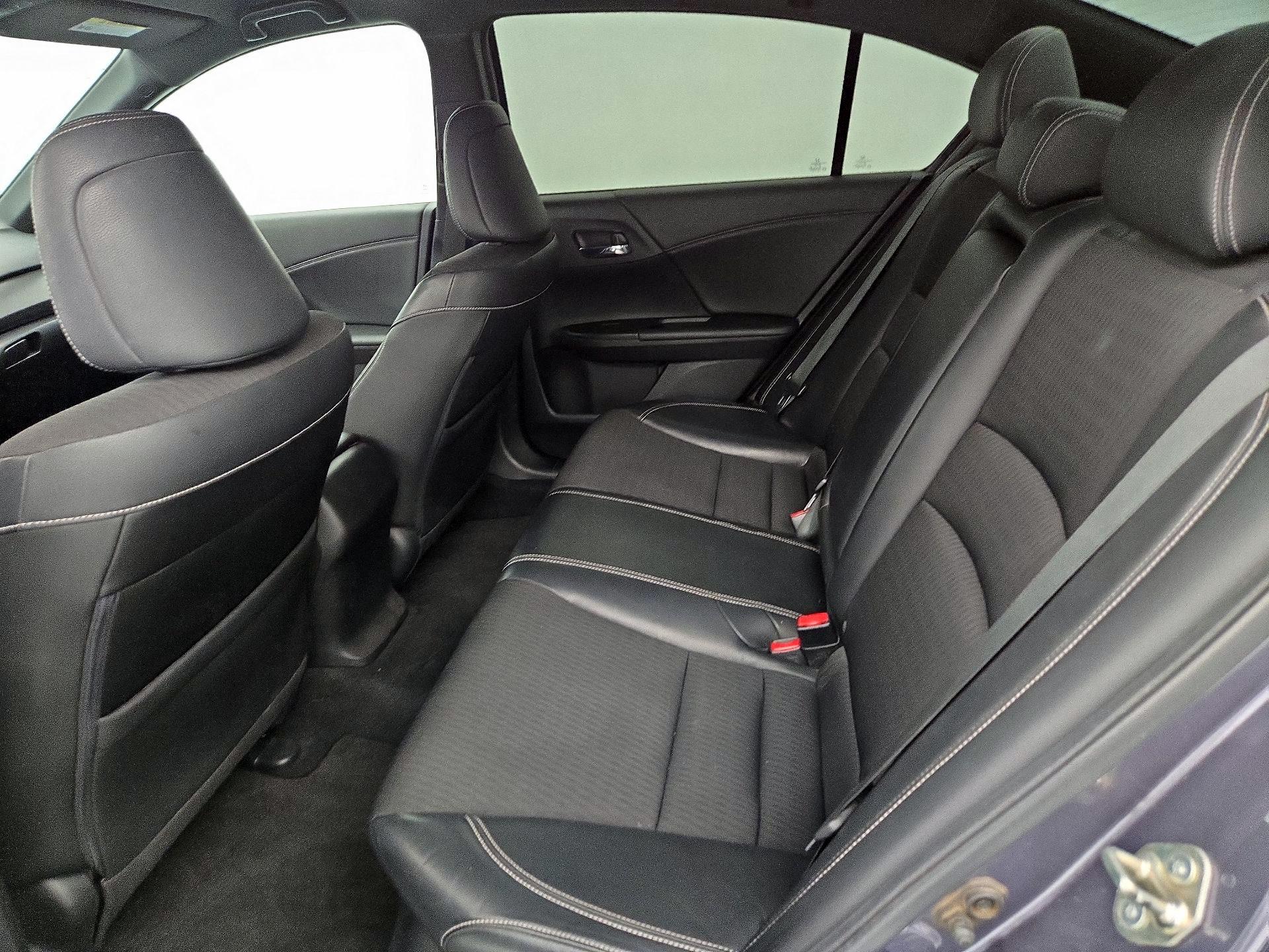 Thumbnail: 2016 Honda Accord - 19