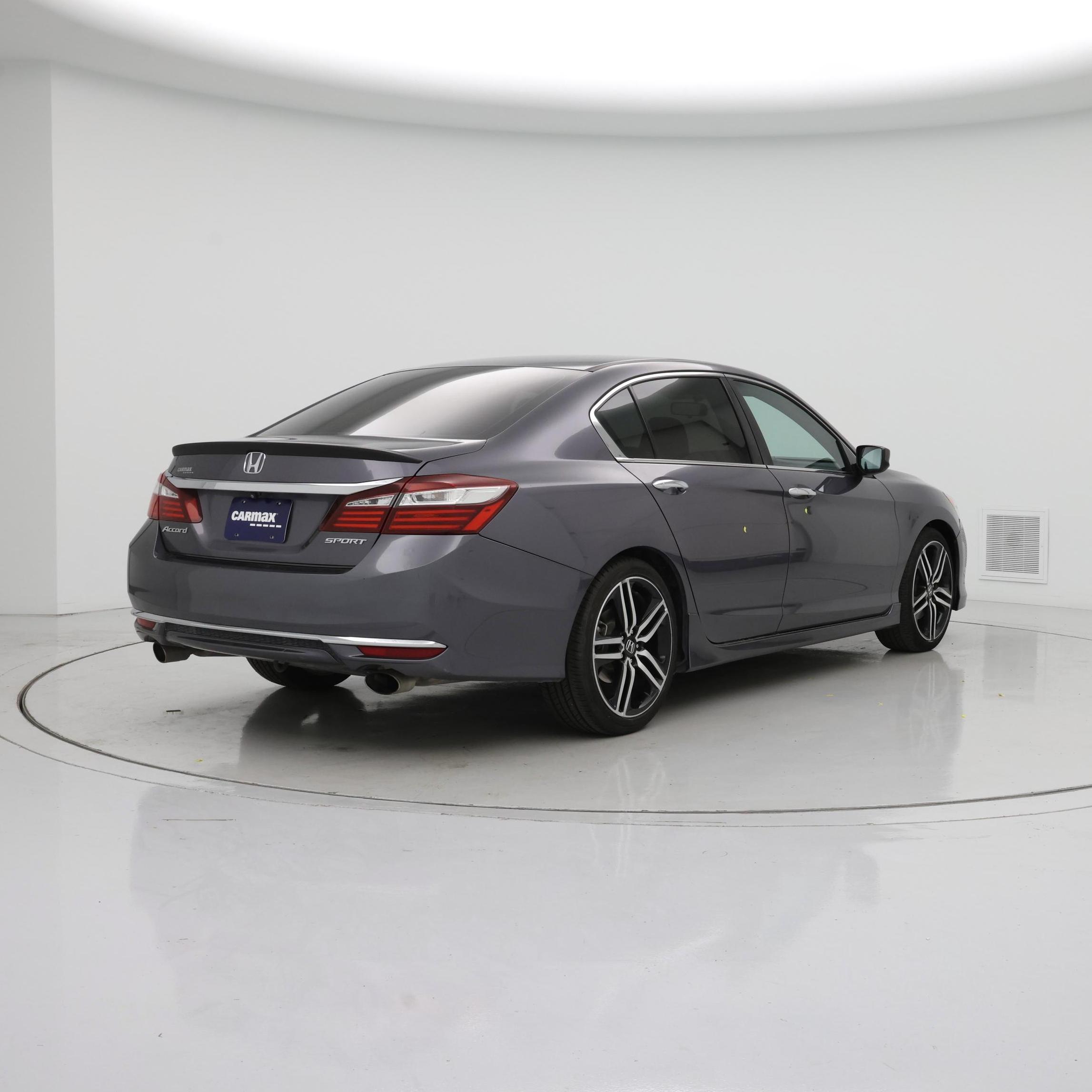 Thumbnail: 2016 Honda Accord - 8