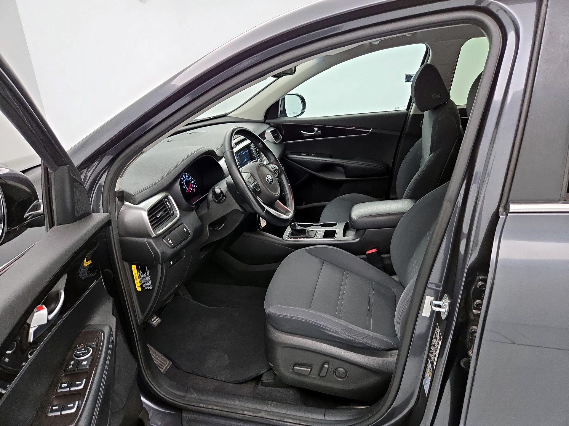 Thumbnail: 2018 Kia Sorento - 11