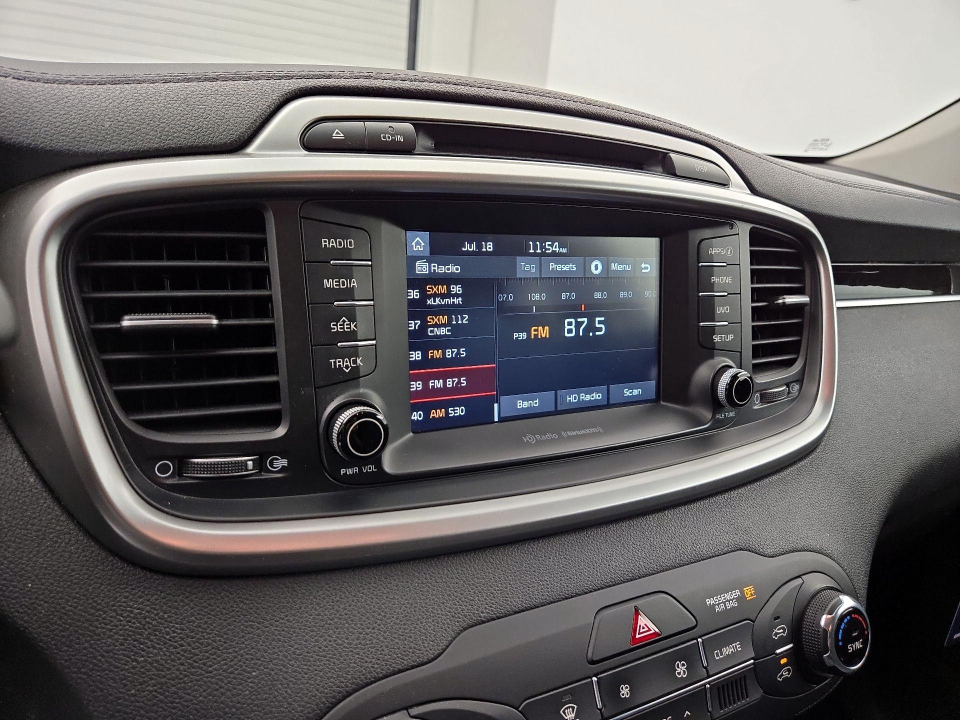 Thumbnail: 2018 Kia Sorento - 15