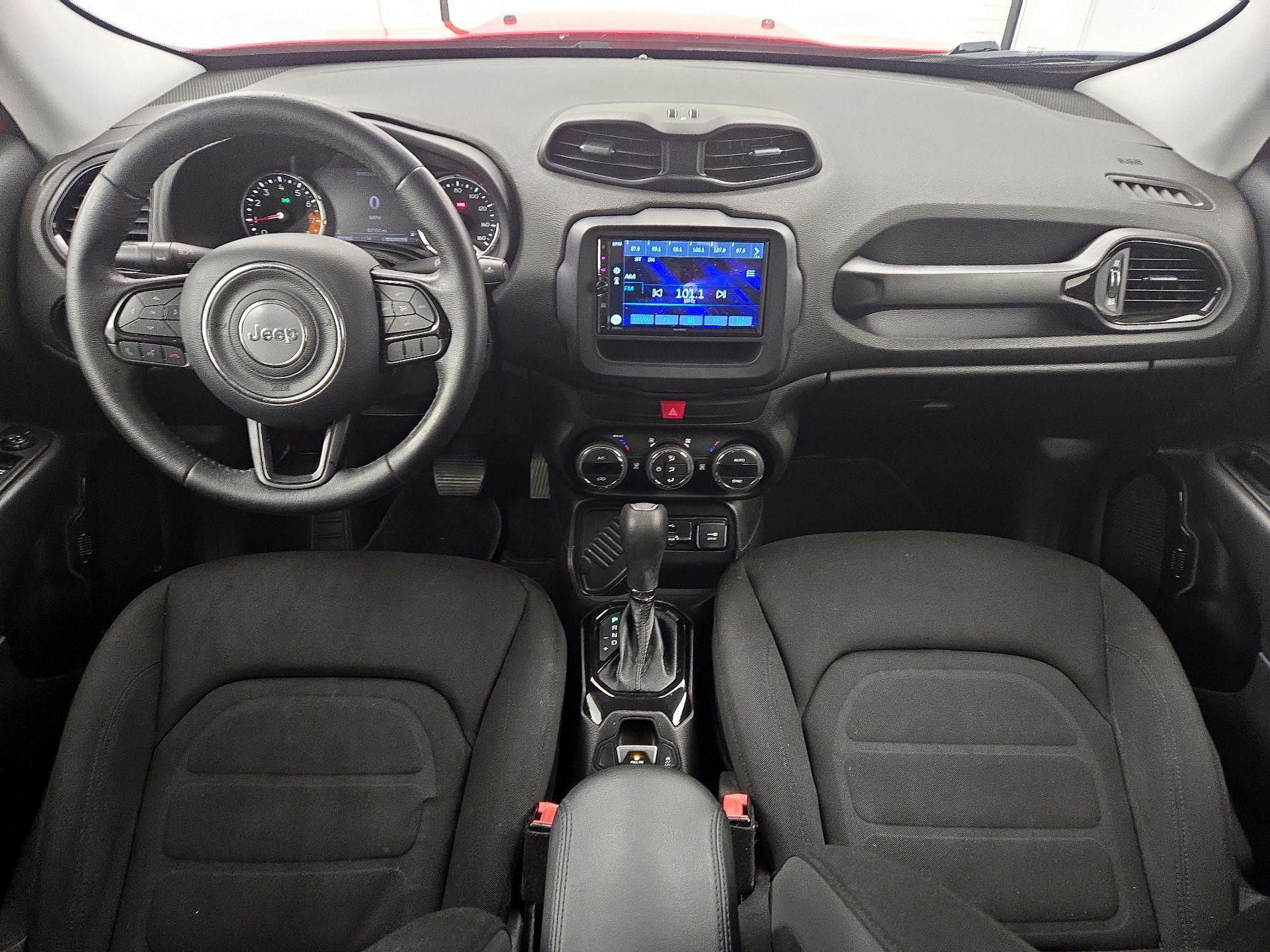 Thumbnail: 2017 Jeep Renegade - 9