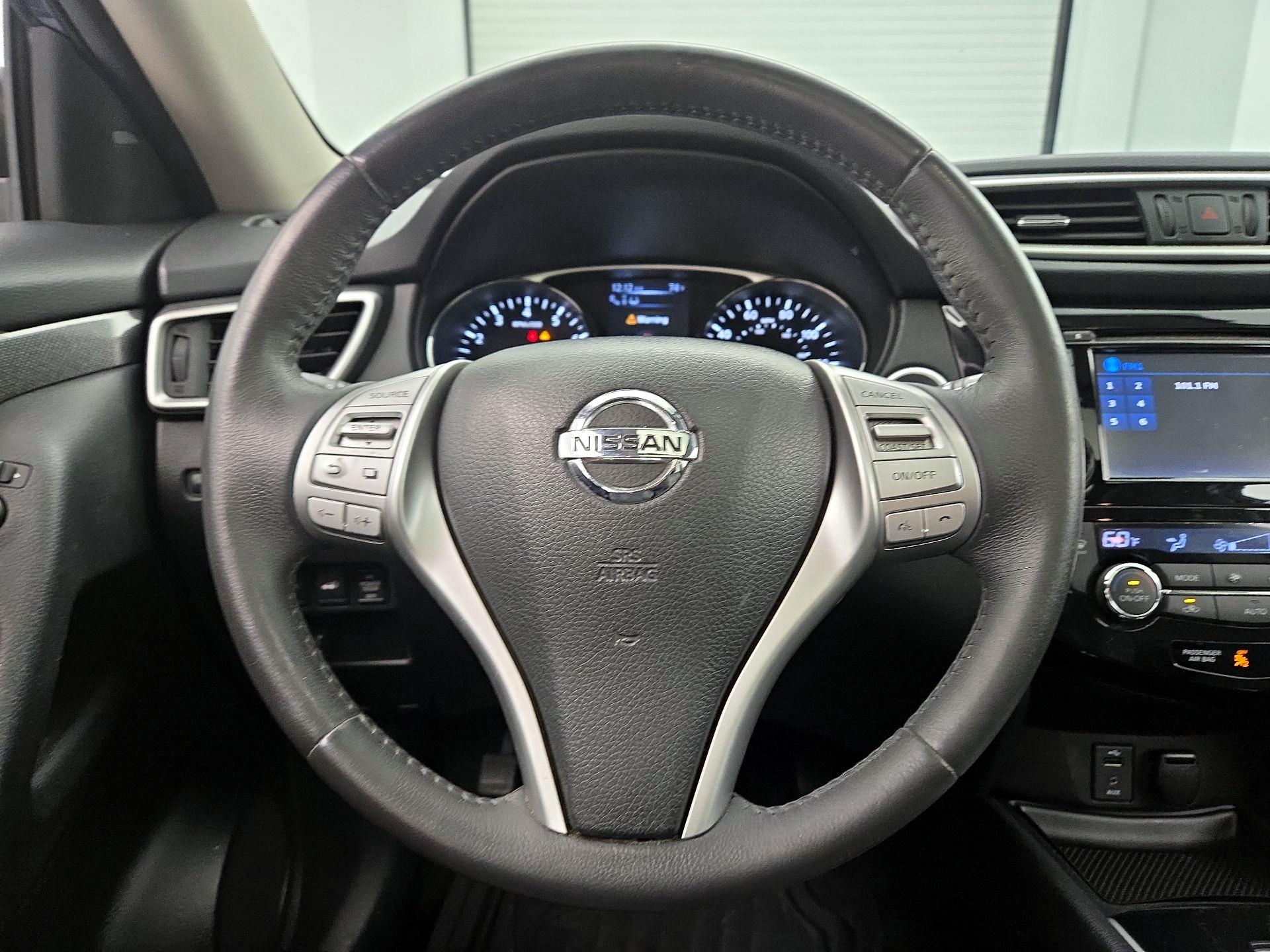 Thumbnail: 2014 Nissan Rogue - 10