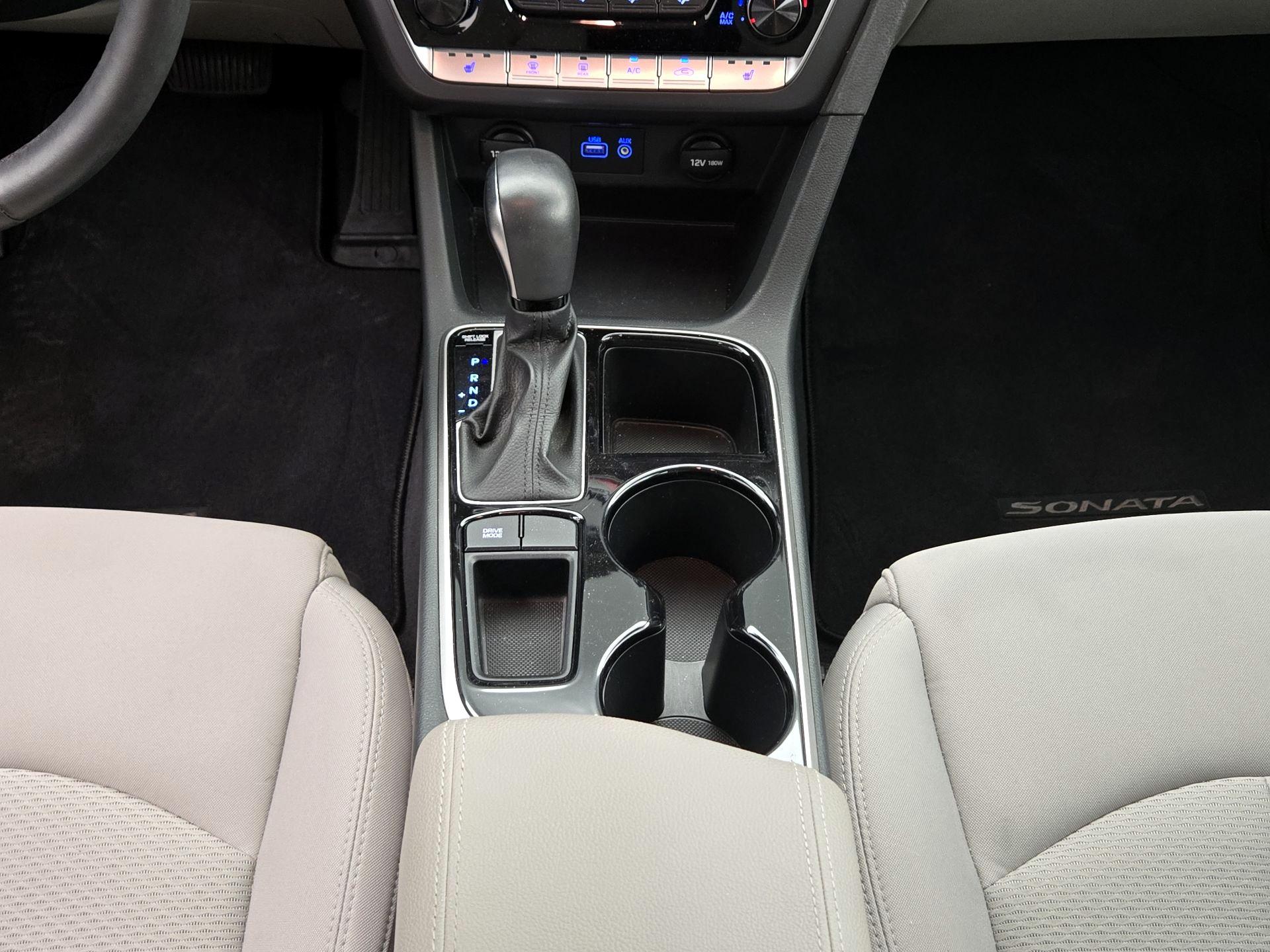 Thumbnail: 2018 Hyundai Sonata - 17
