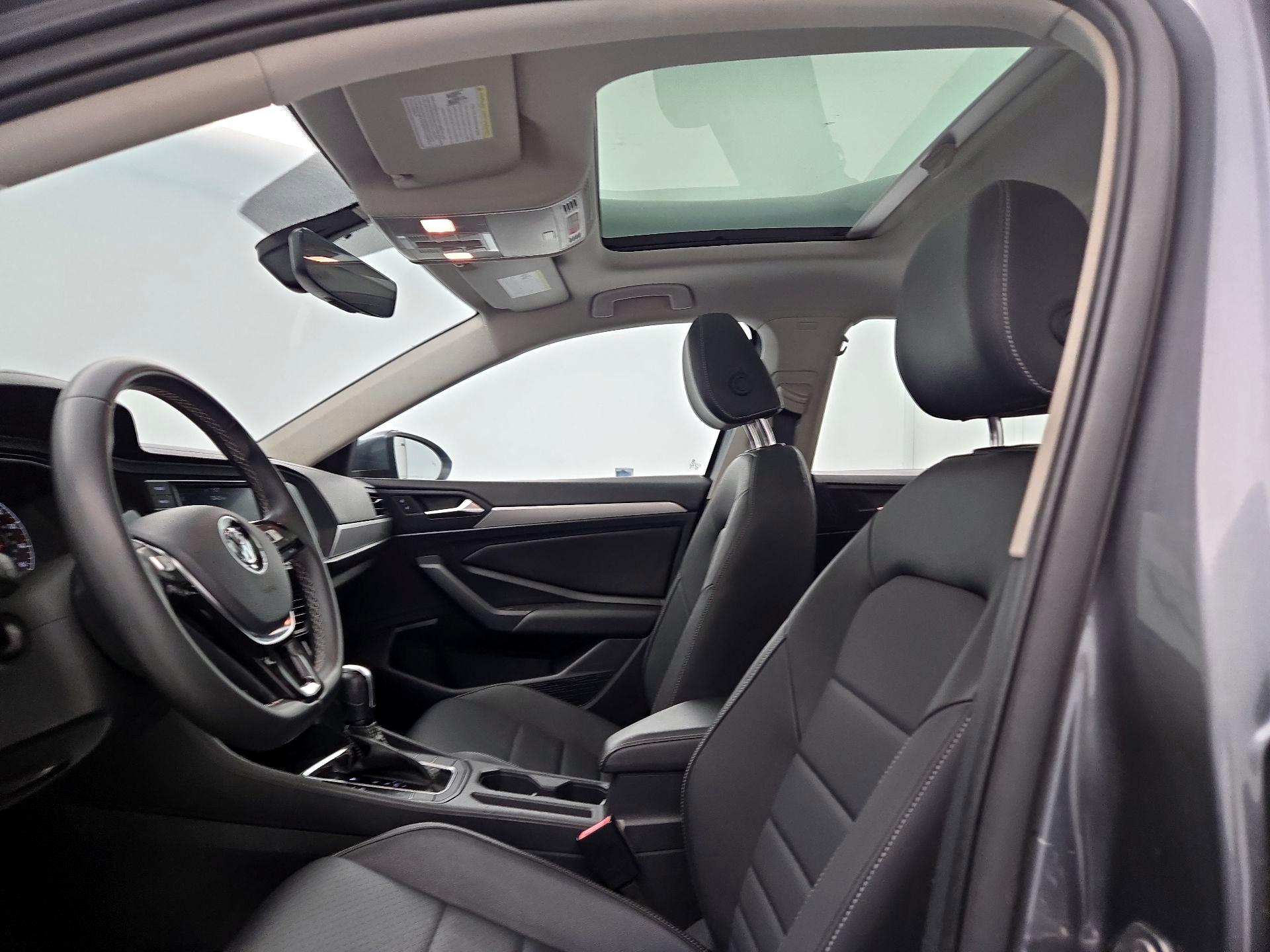 Thumbnail: 2021 Volkswagen Jetta - 19