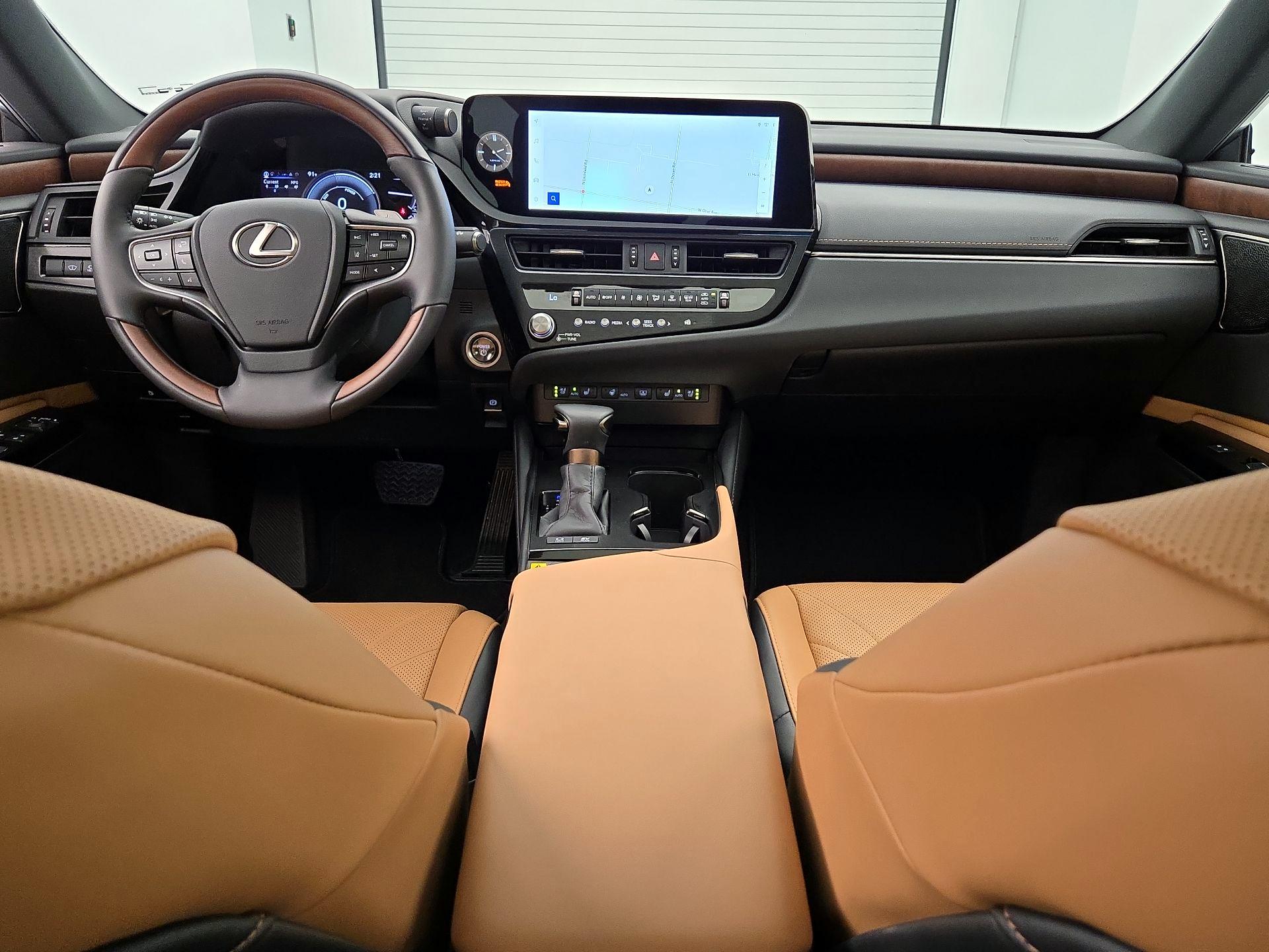 Thumbnail: 2024 Lexus ES - 9