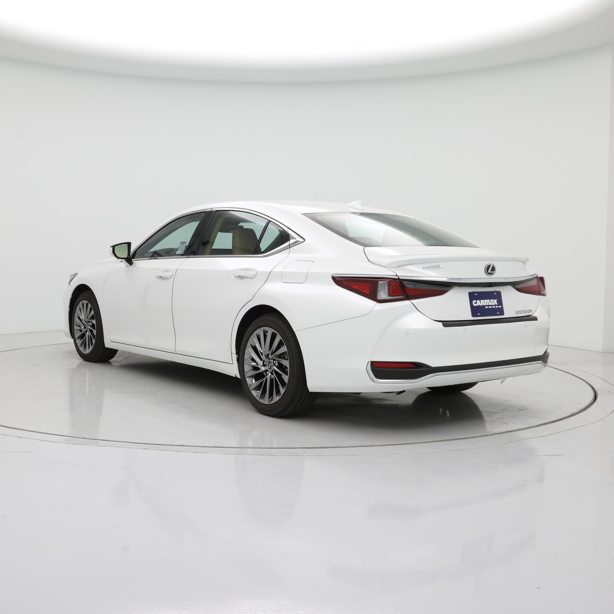 Thumbnail: 2024 Lexus ES - 2
