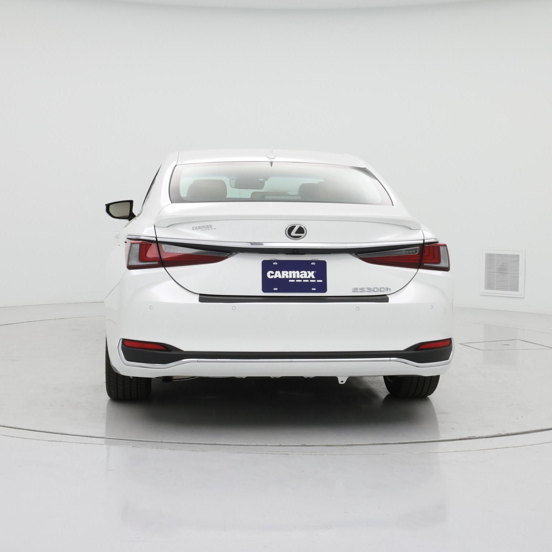 Thumbnail: 2024 Lexus ES - 6