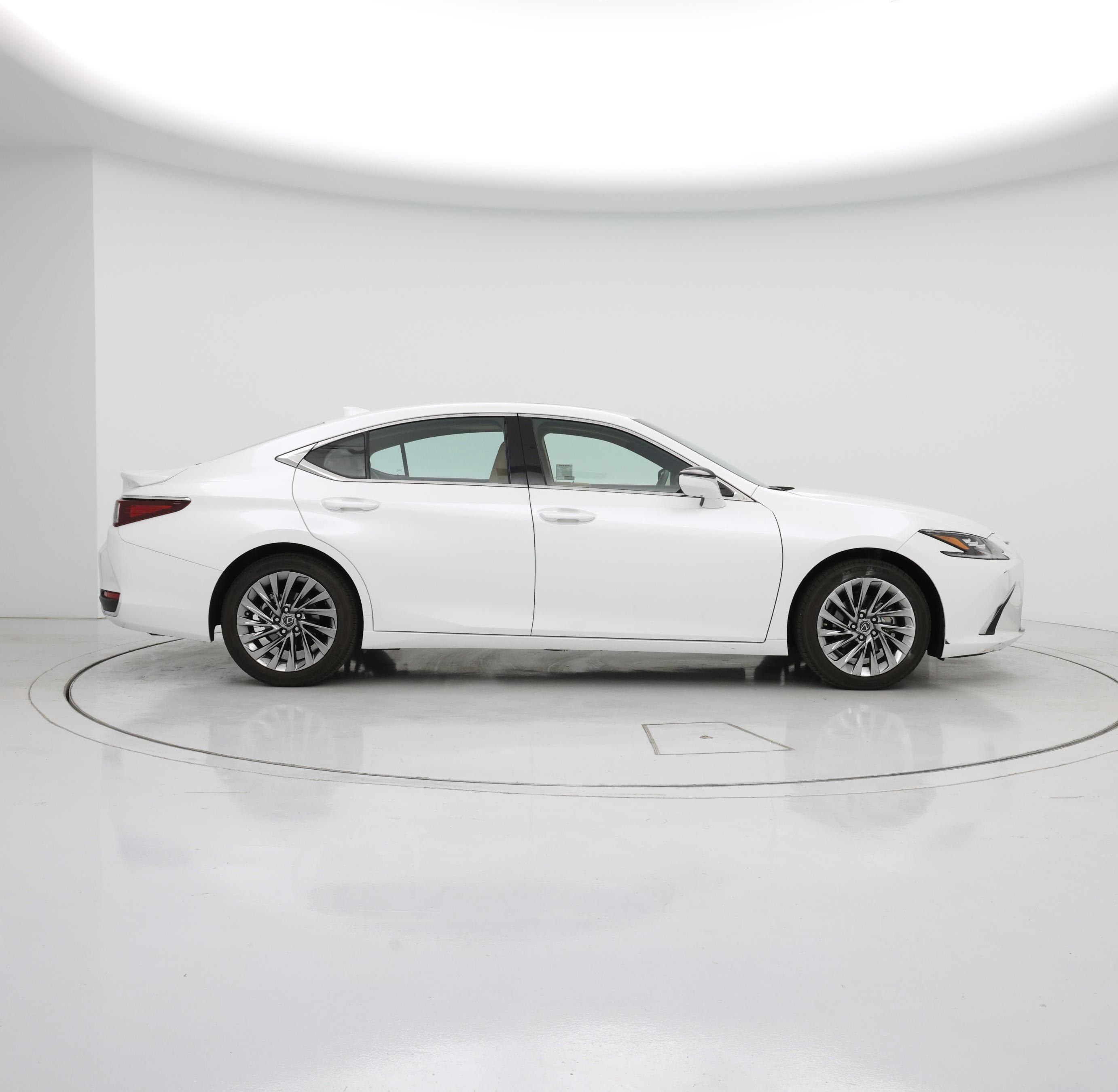 Thumbnail: 2024 Lexus ES - 7