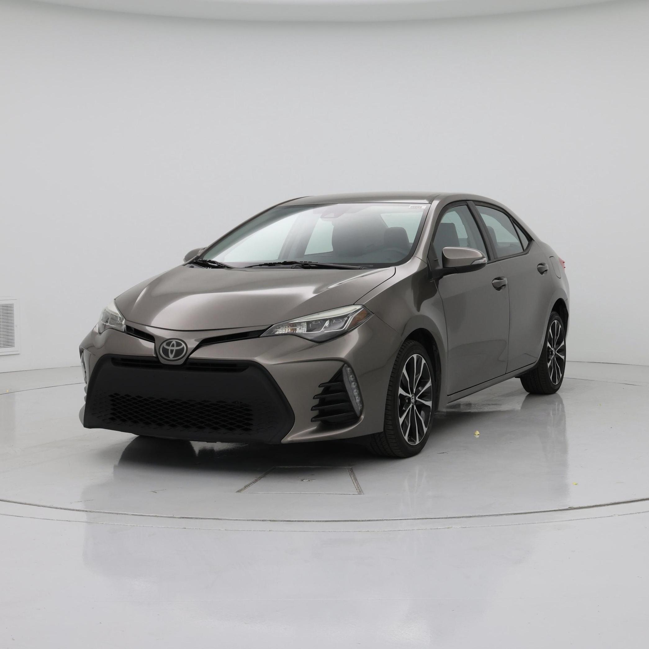 Thumbnail: 2017 Toyota Corolla - 4