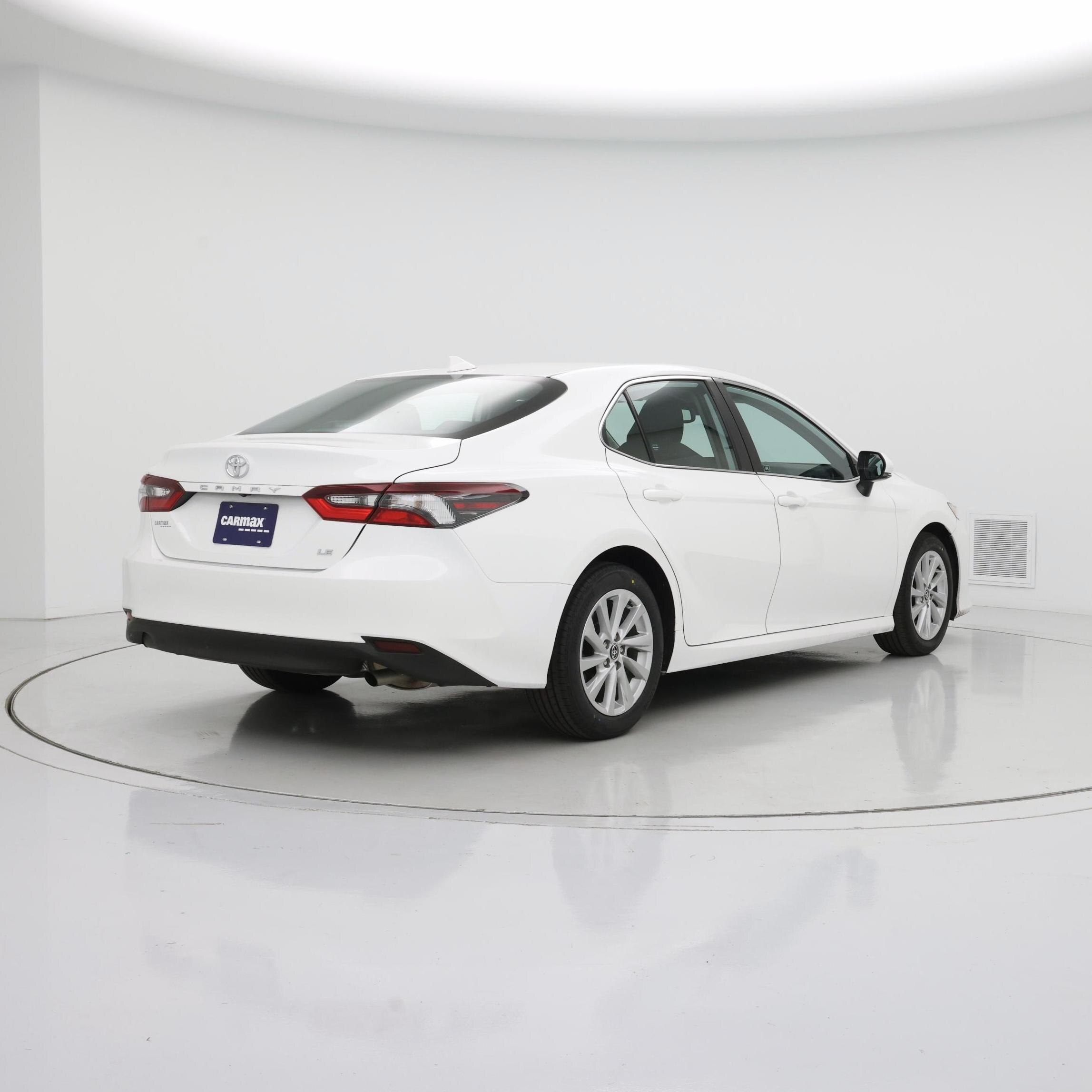 Thumbnail: 2021 Toyota Camry - 8
