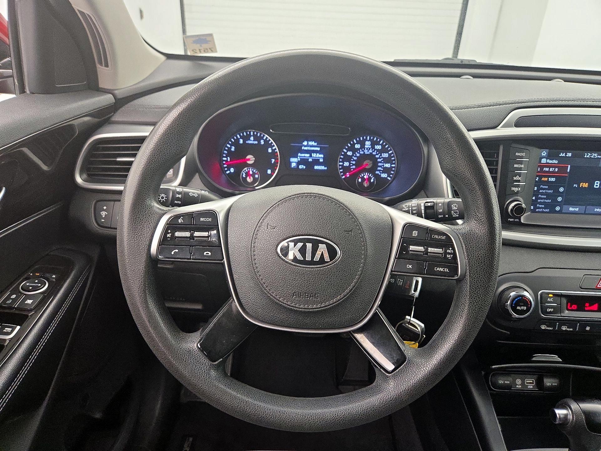 Thumbnail: 2019 Kia Sorento - 10