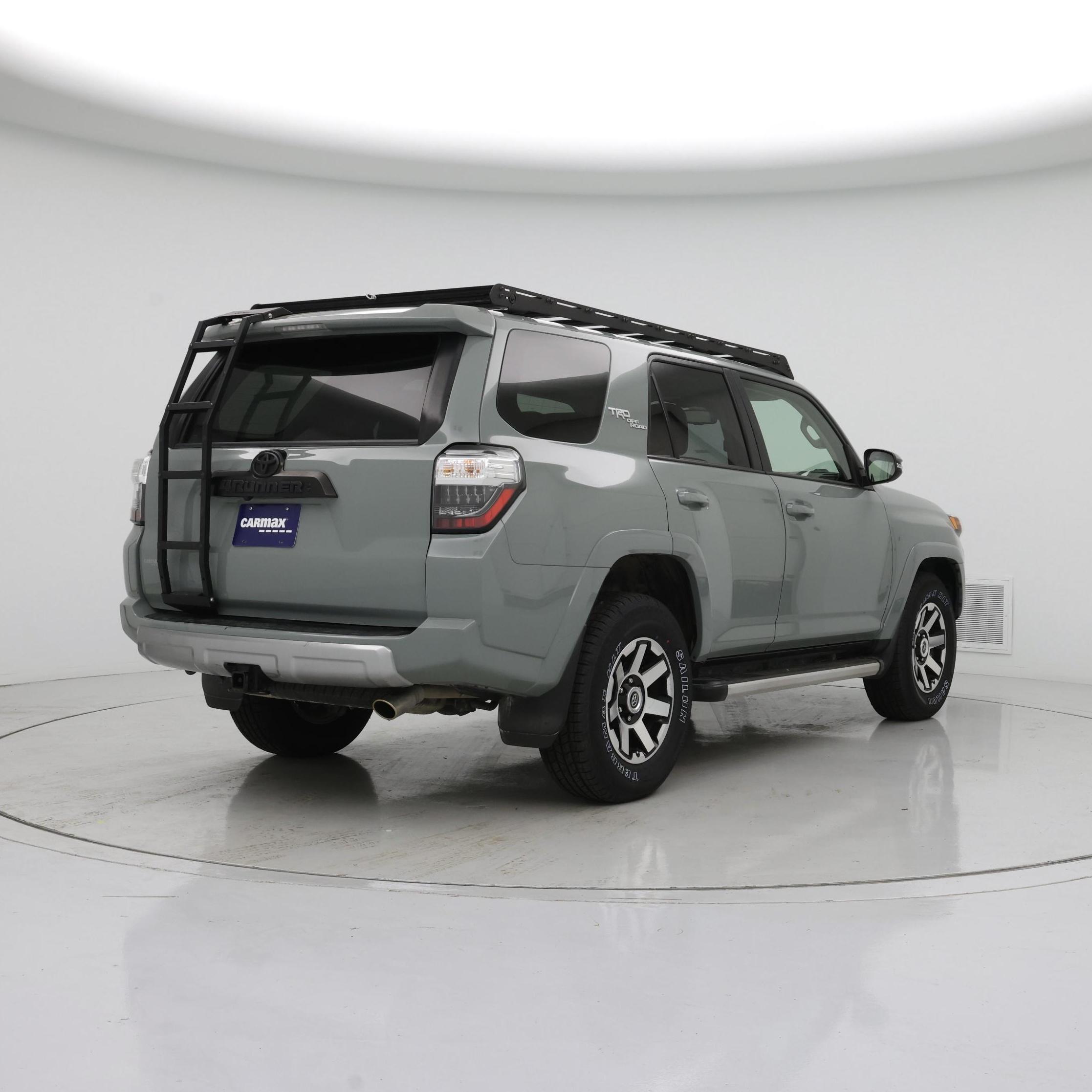 Thumbnail: 2022 Toyota 4Runner - 8
