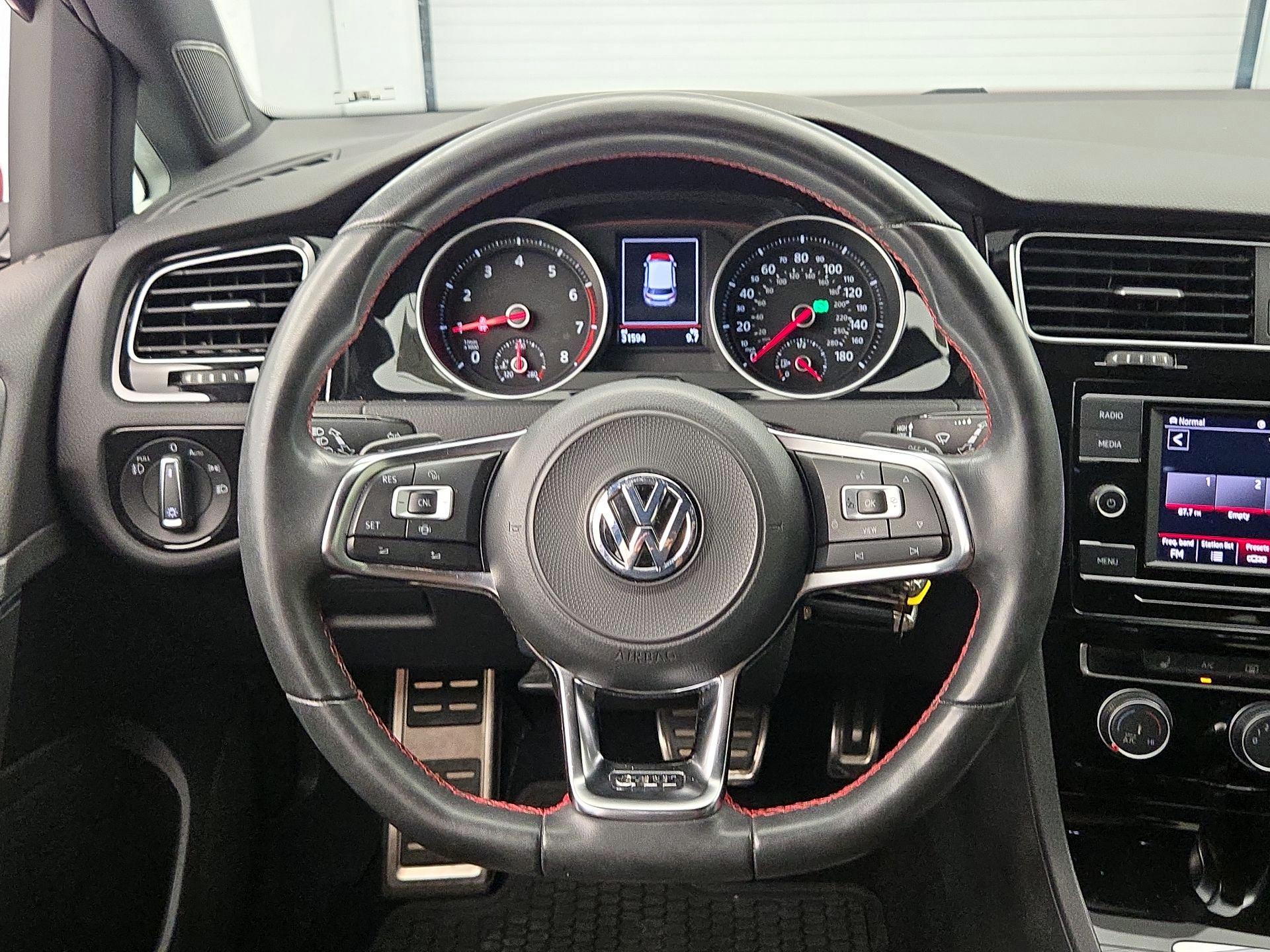 Thumbnail: 2020 Volkswagen Golf - 10