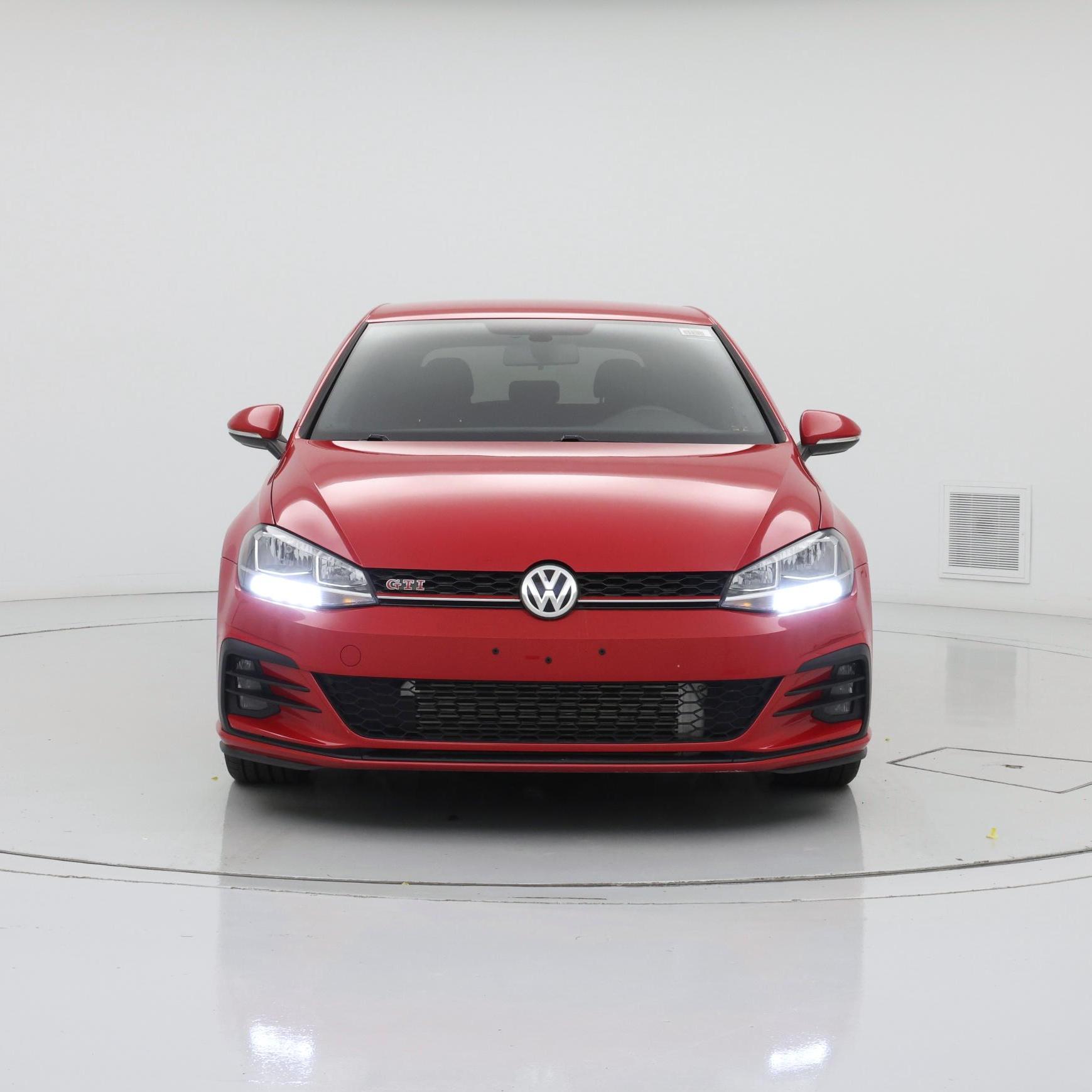 Thumbnail: 2020 Volkswagen Golf - 5